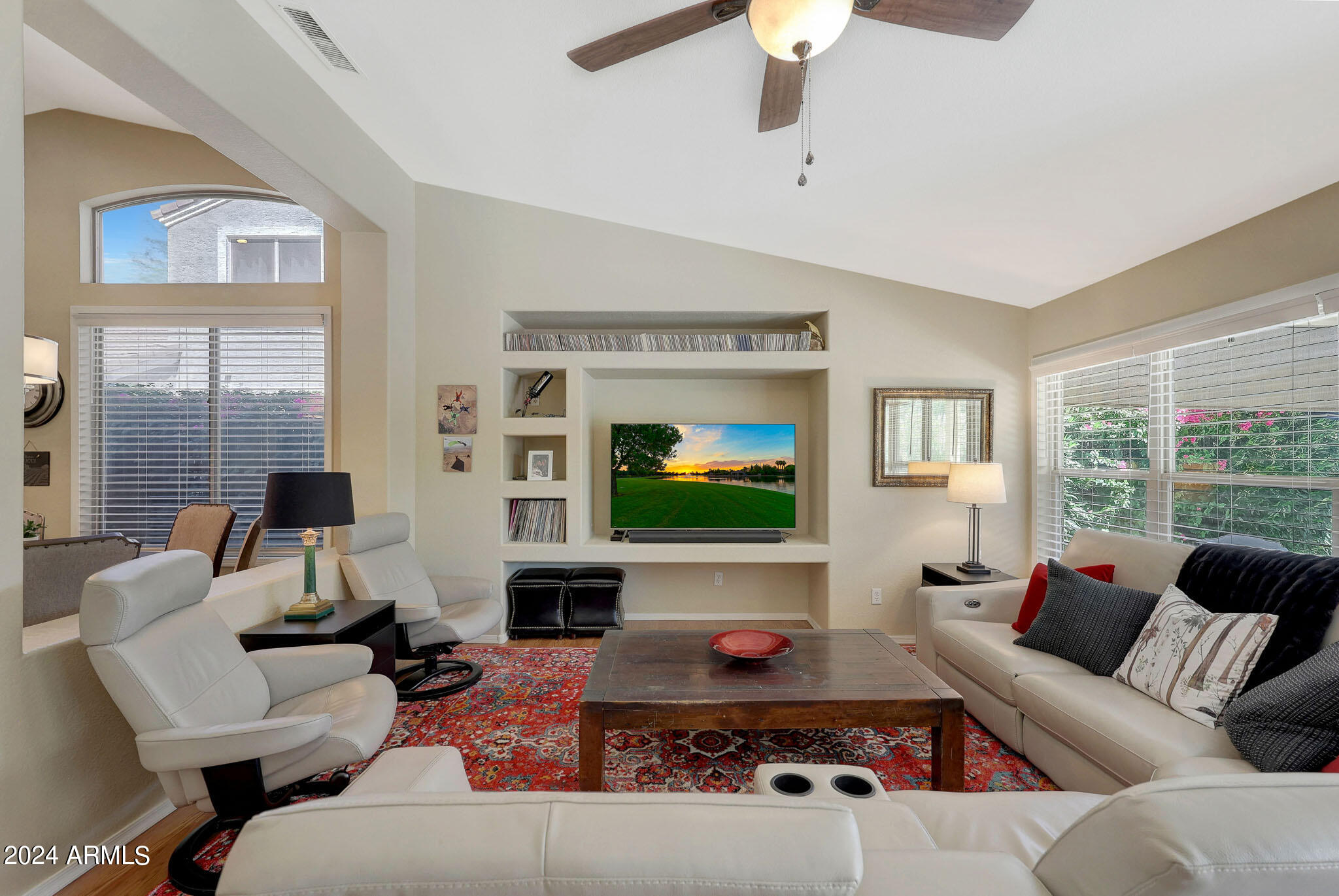 4215 E SPUR Drive
