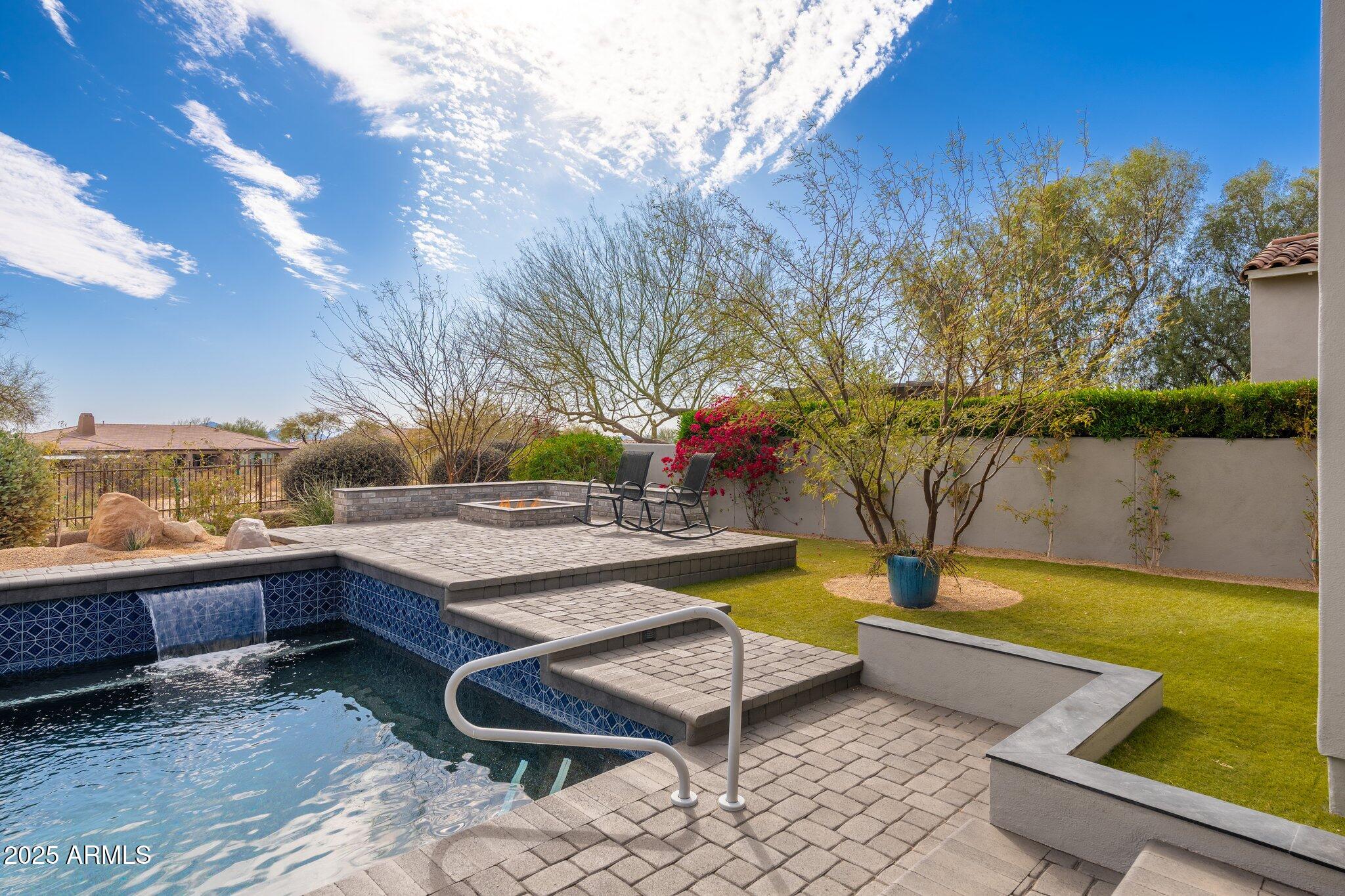 9565 E MOUNTAIN SPRING Road