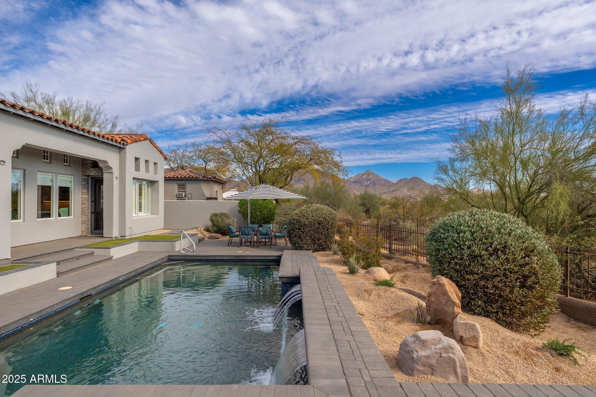 9565 E MOUNTAIN SPRING Road