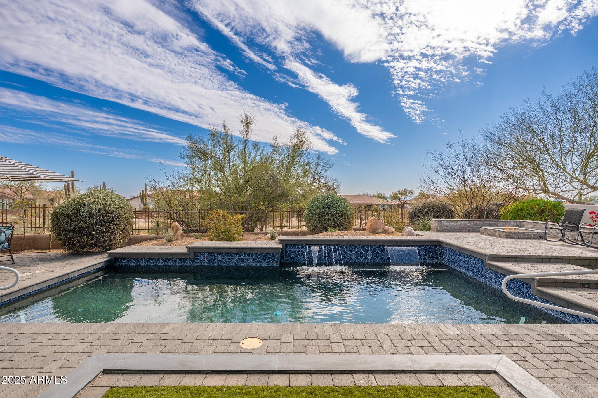 9565 E MOUNTAIN SPRING Road