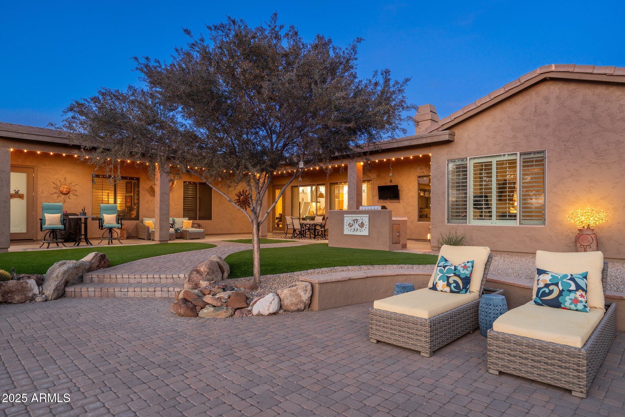5712 E BLUE SKY Drive