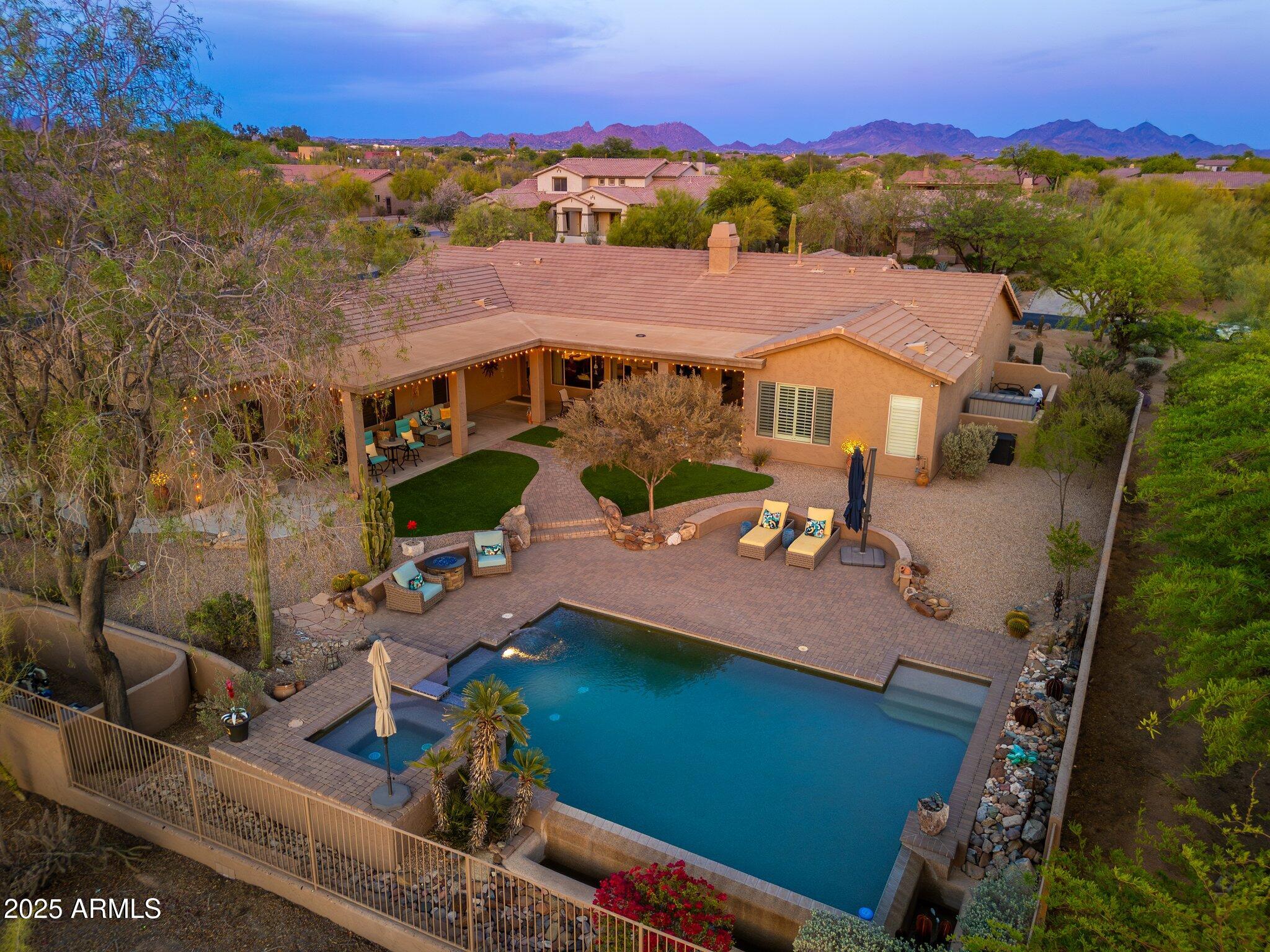 5712 E BLUE SKY Drive