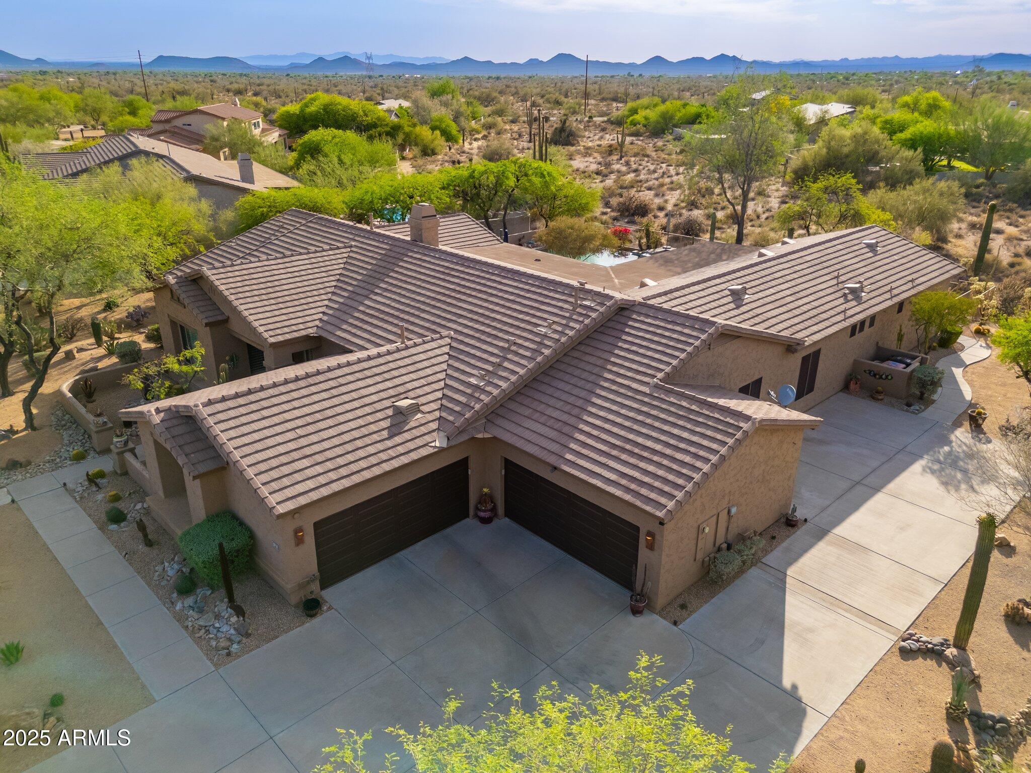 5712 E BLUE SKY Drive