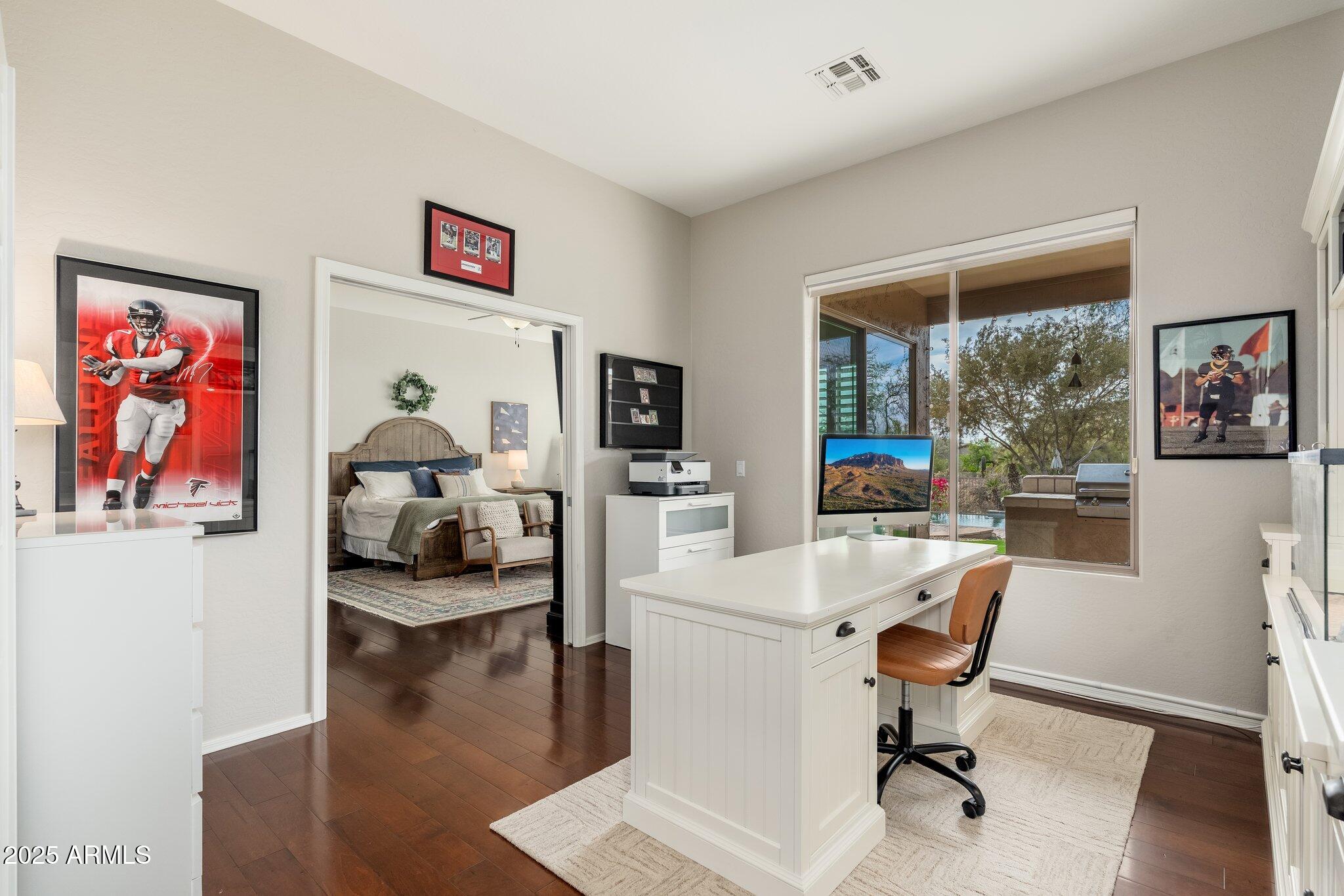 5712 E BLUE SKY Drive