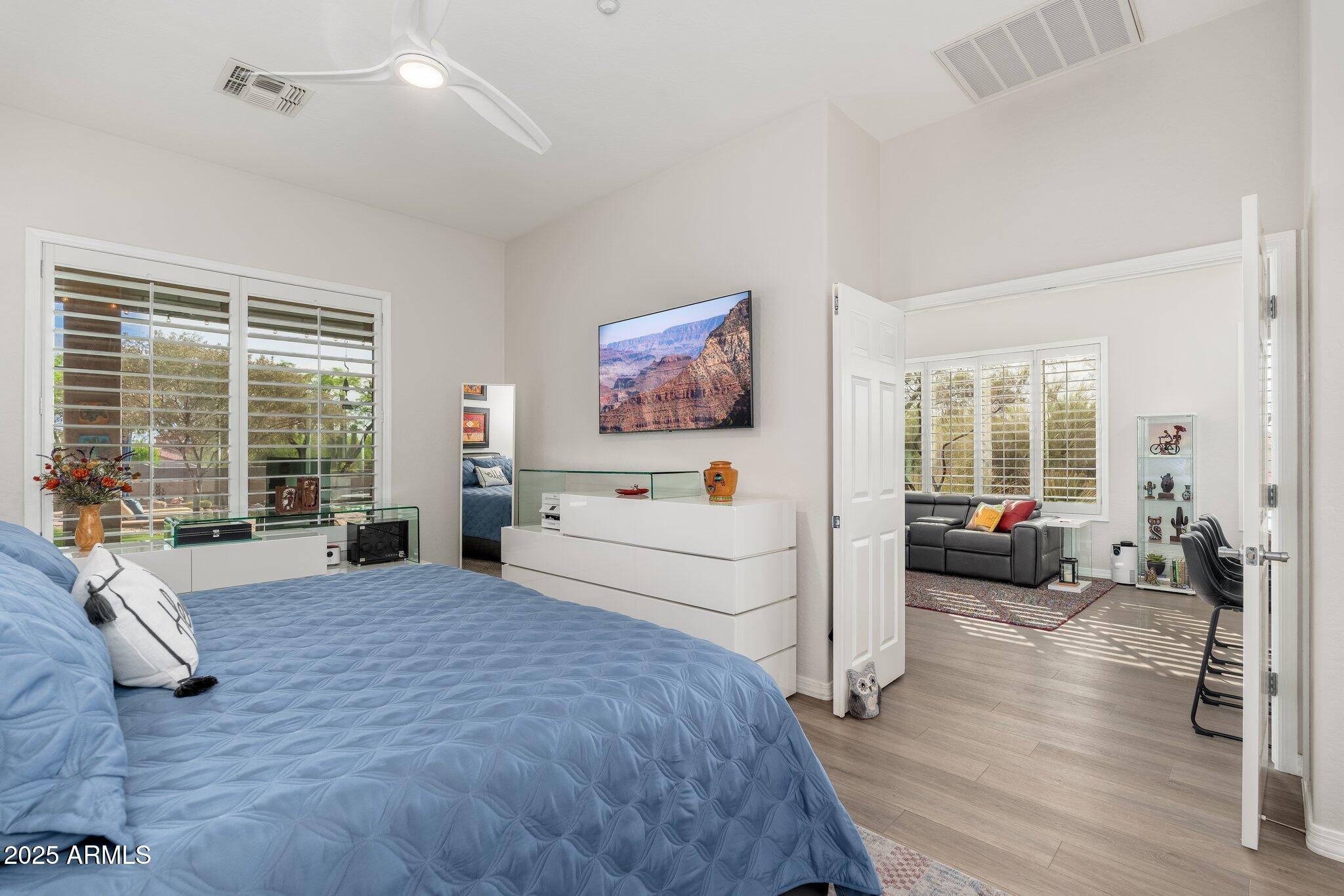 5712 E BLUE SKY Drive