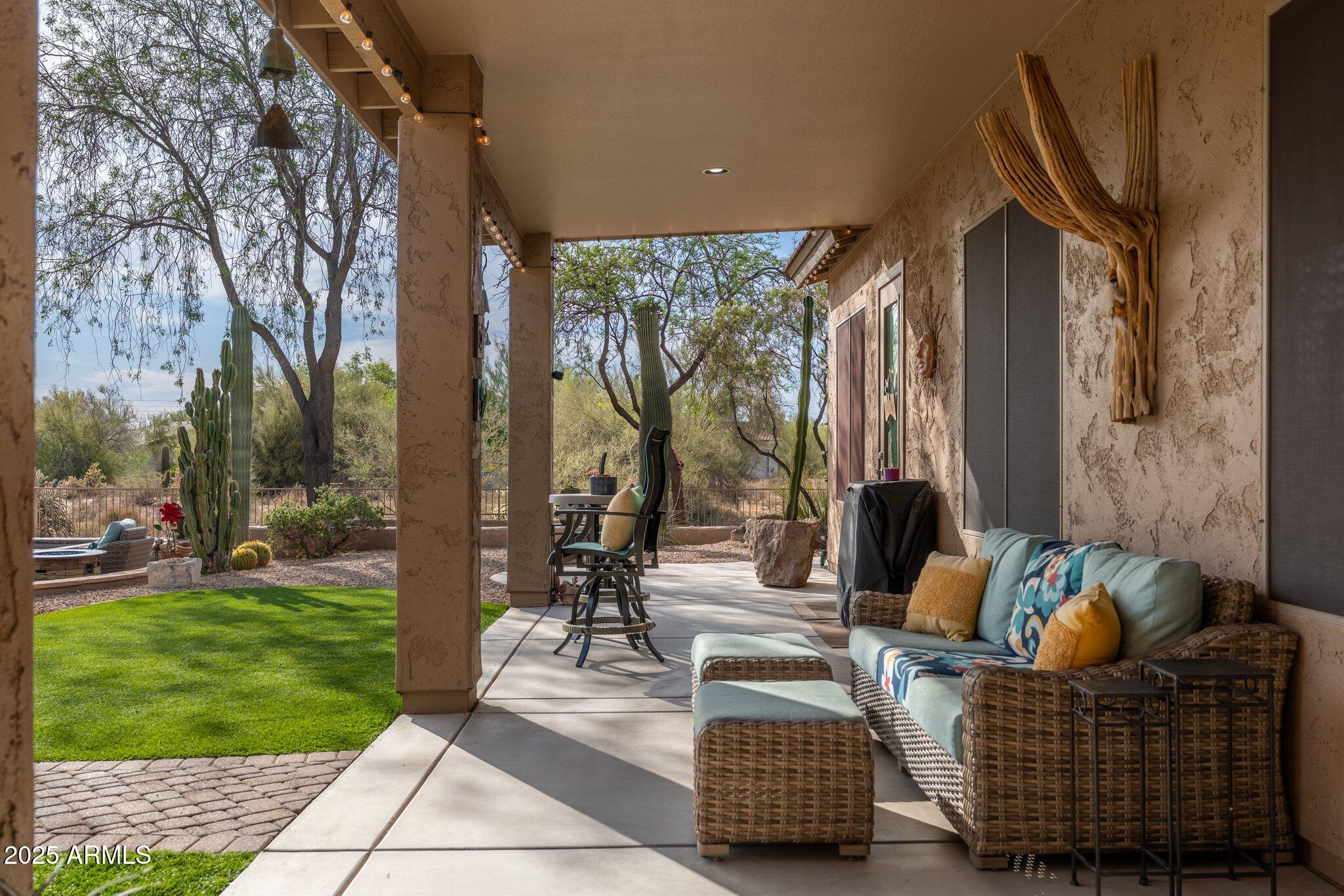 5712 E BLUE SKY Drive