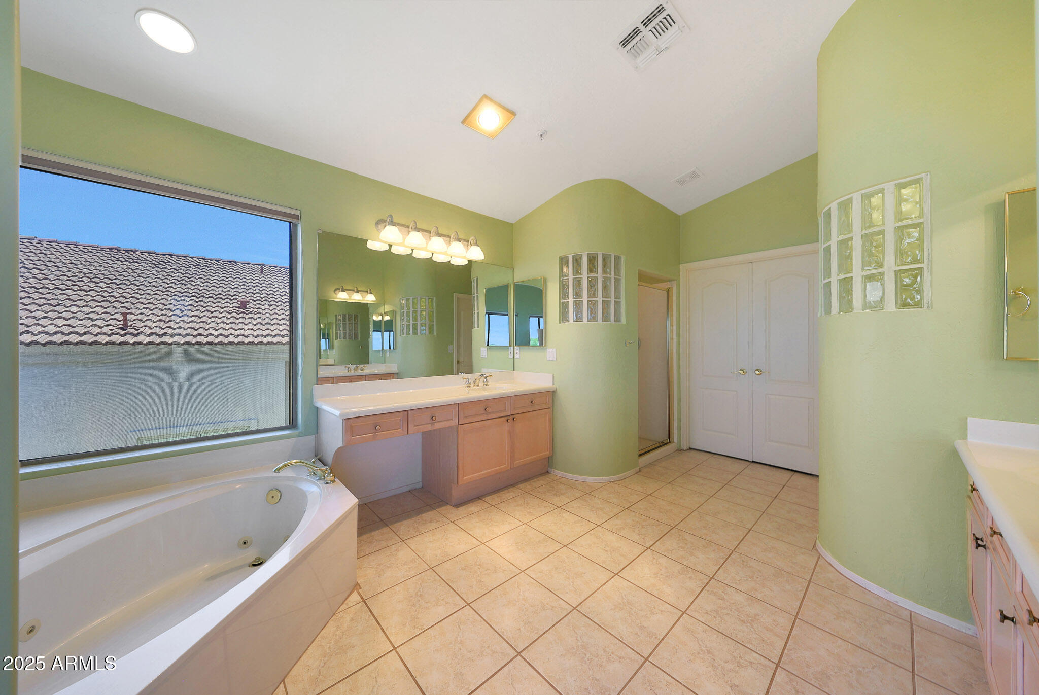 11573 E DESERT WILLOW Drive