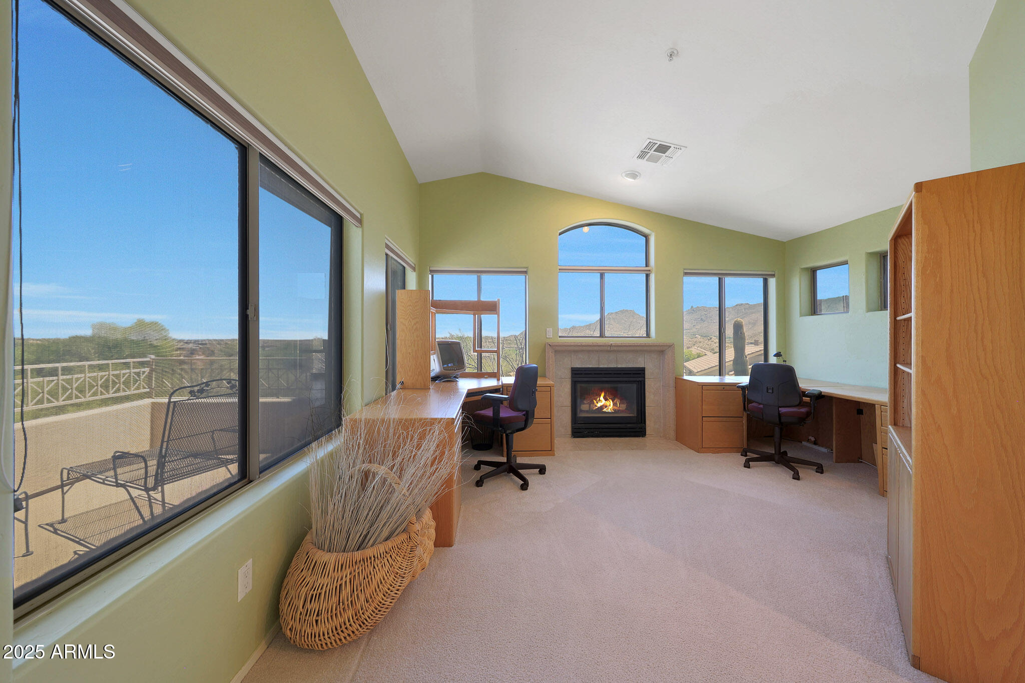 11573 E DESERT WILLOW Drive