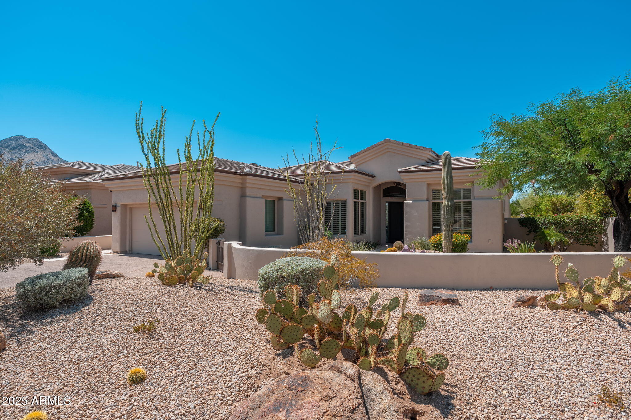 11131 E DESERT VISTA Drive