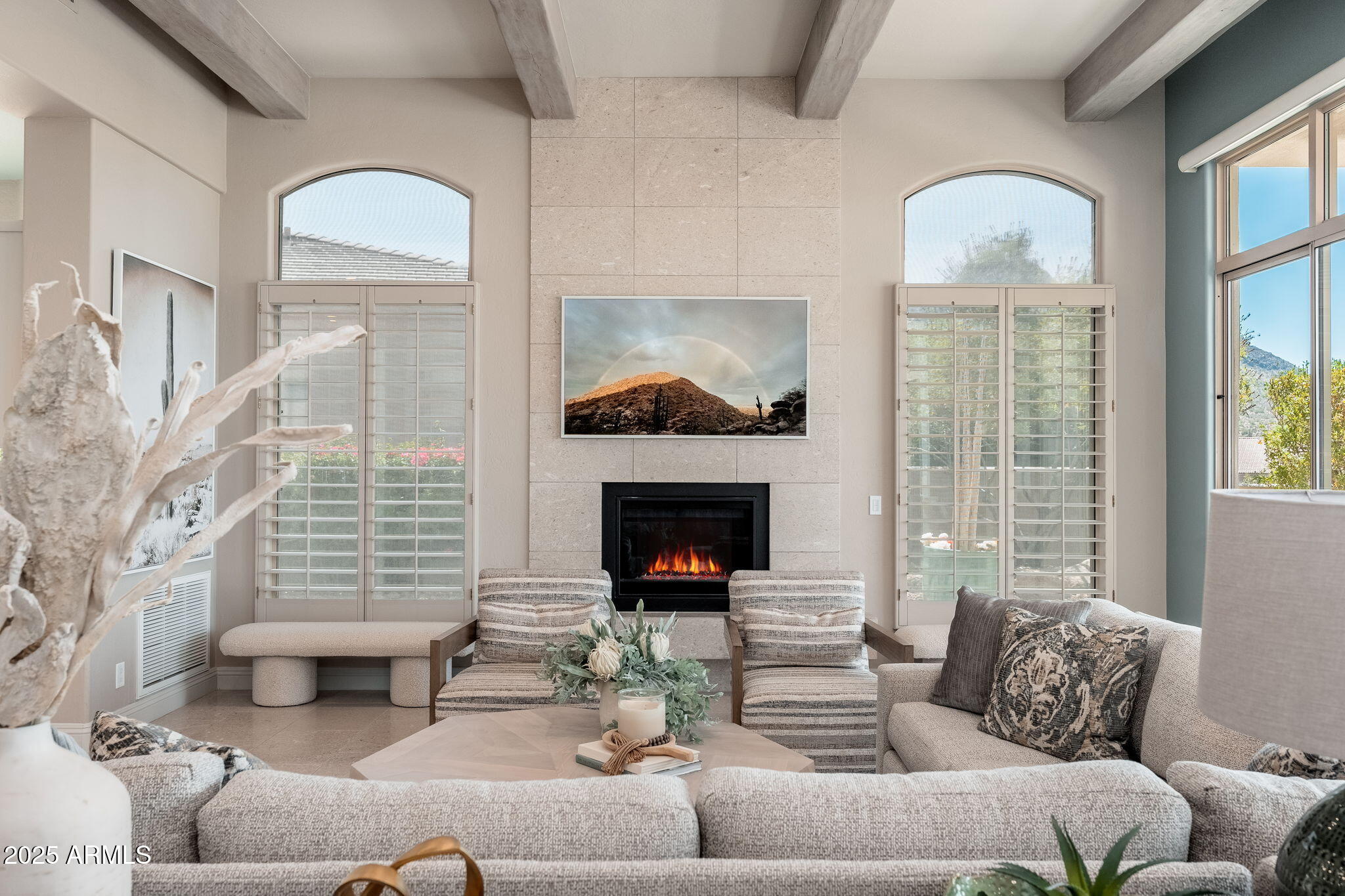 11131 E DESERT VISTA Drive
