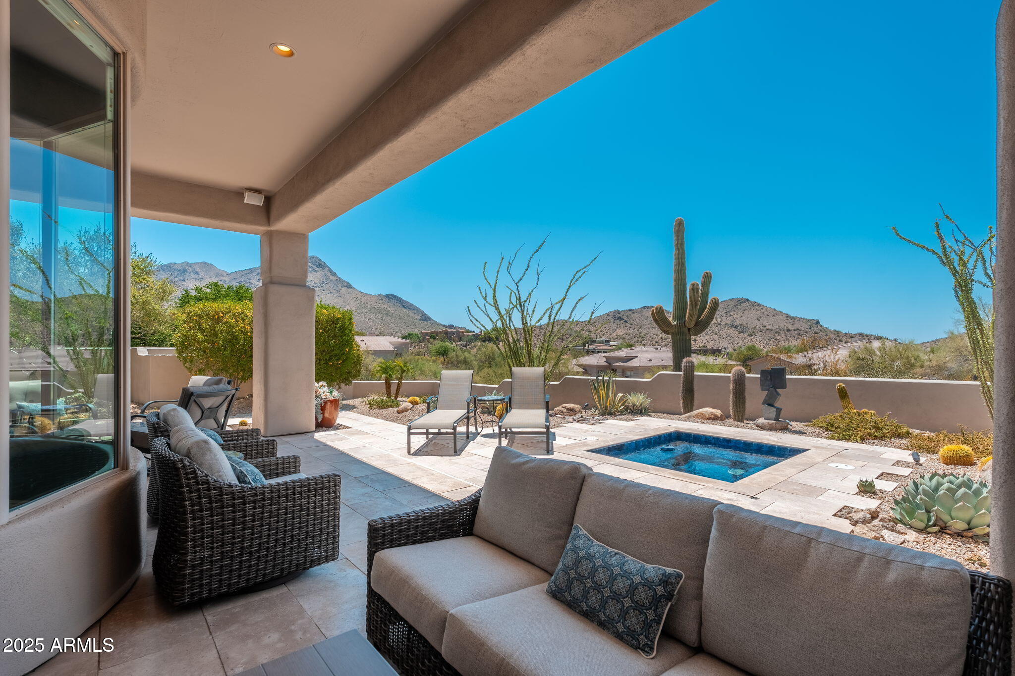 11131 E DESERT VISTA Drive