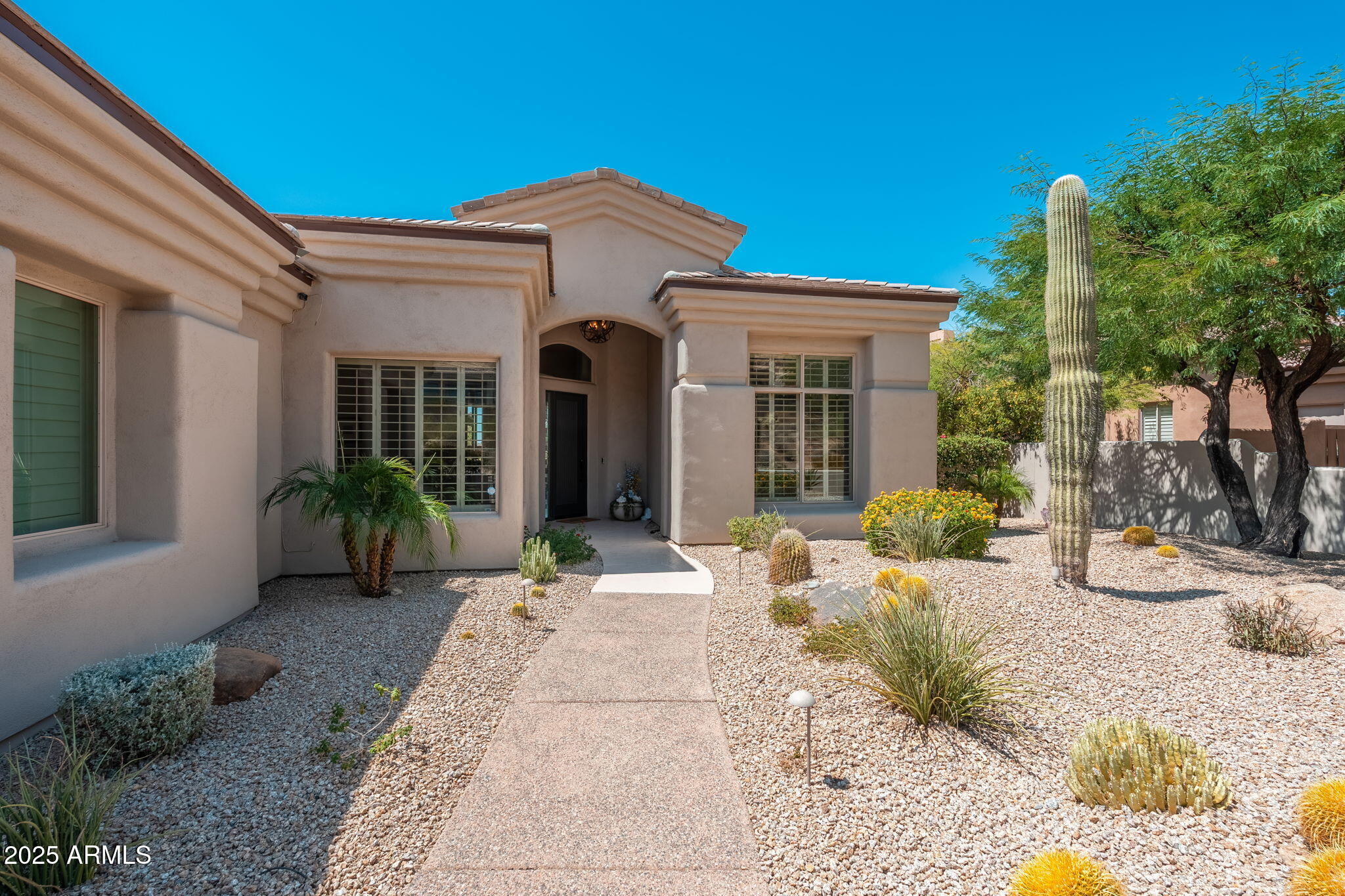 11131 E DESERT VISTA Drive