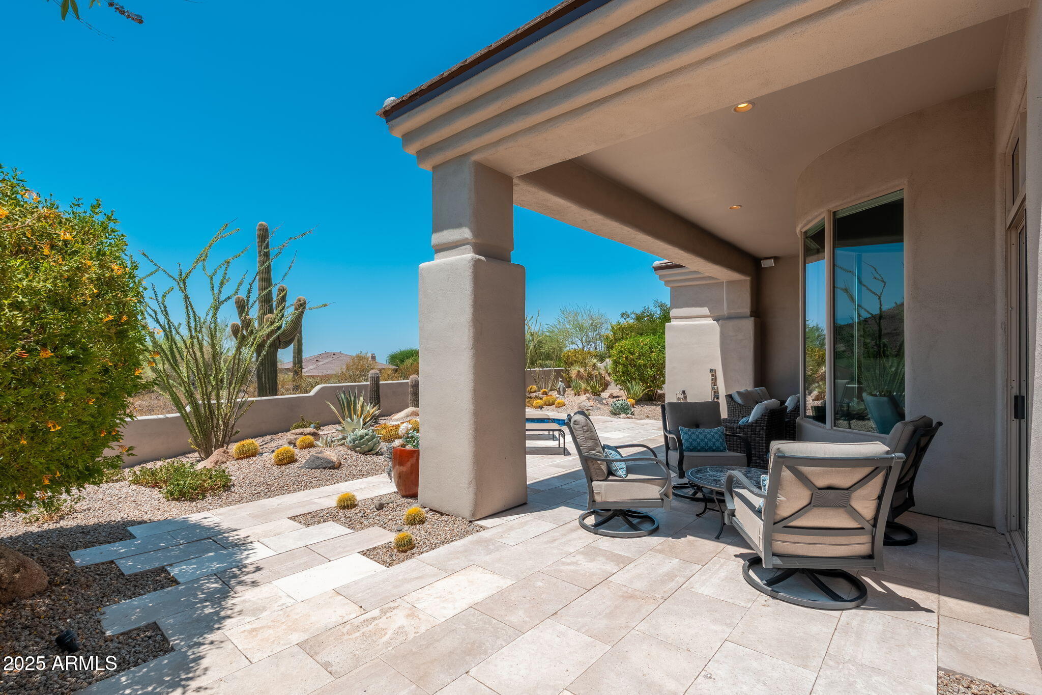 11131 E DESERT VISTA Drive