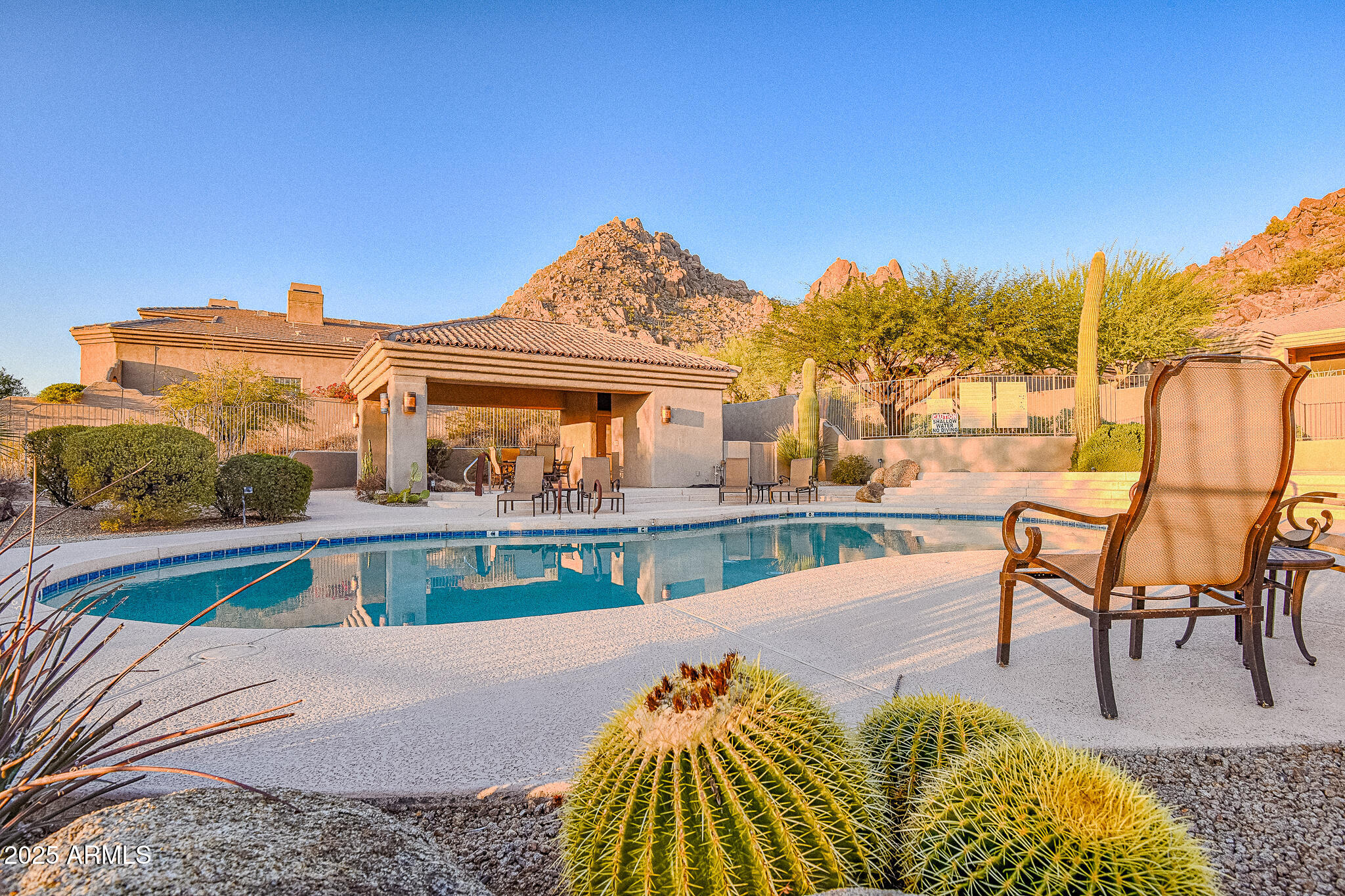 11131 E DESERT VISTA Drive