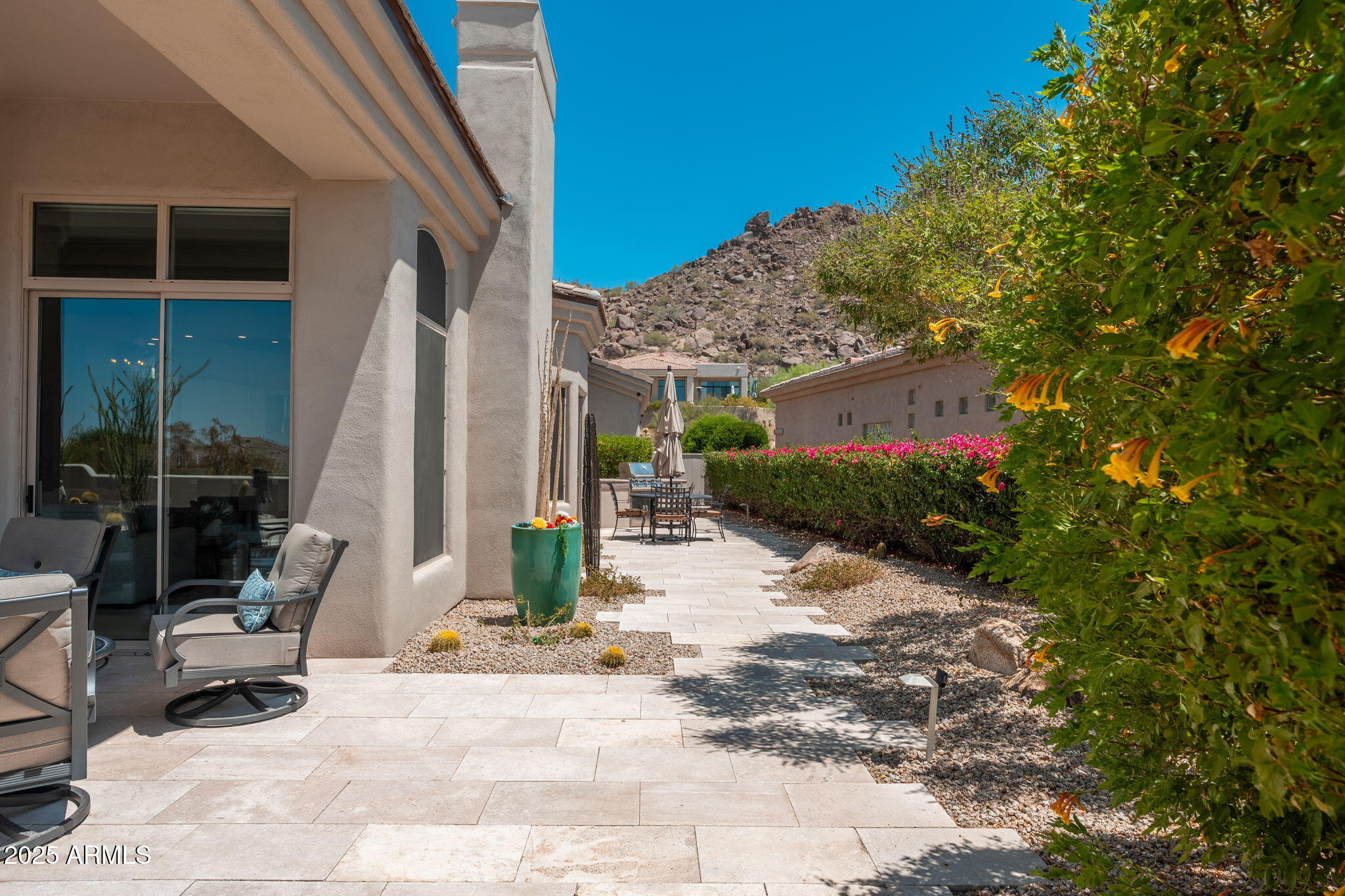 11131 E DESERT VISTA Drive