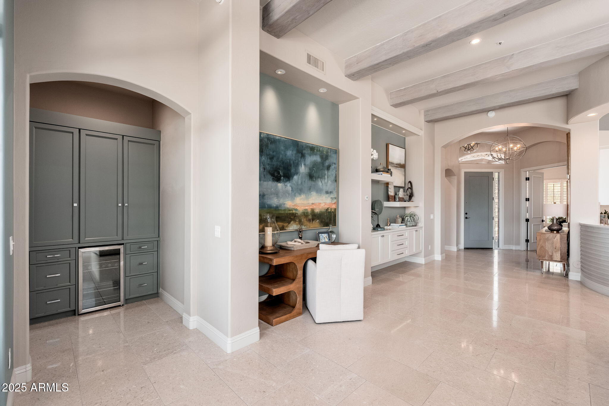 11131 E DESERT VISTA Drive