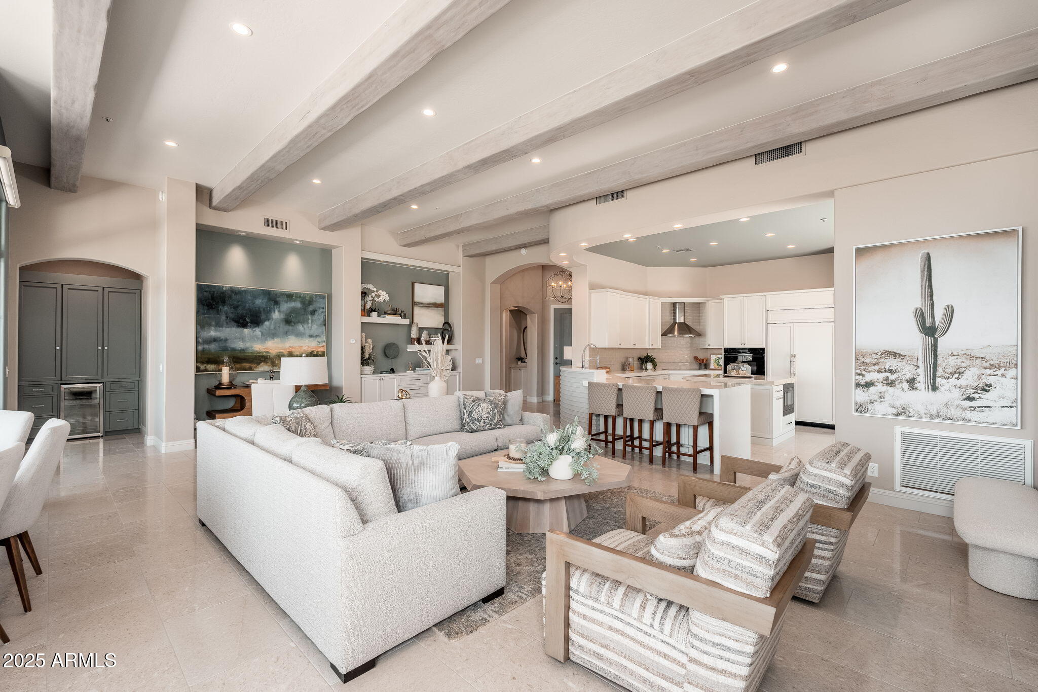 11131 E DESERT VISTA Drive
