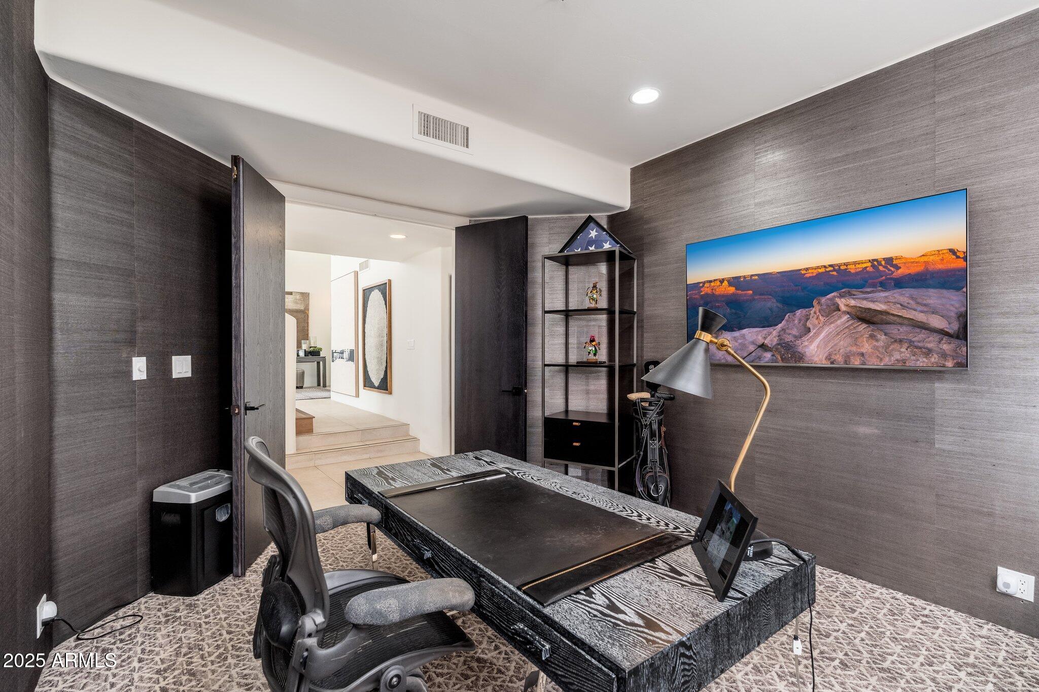 24350 N WHISPERING RIDGE Way, 22