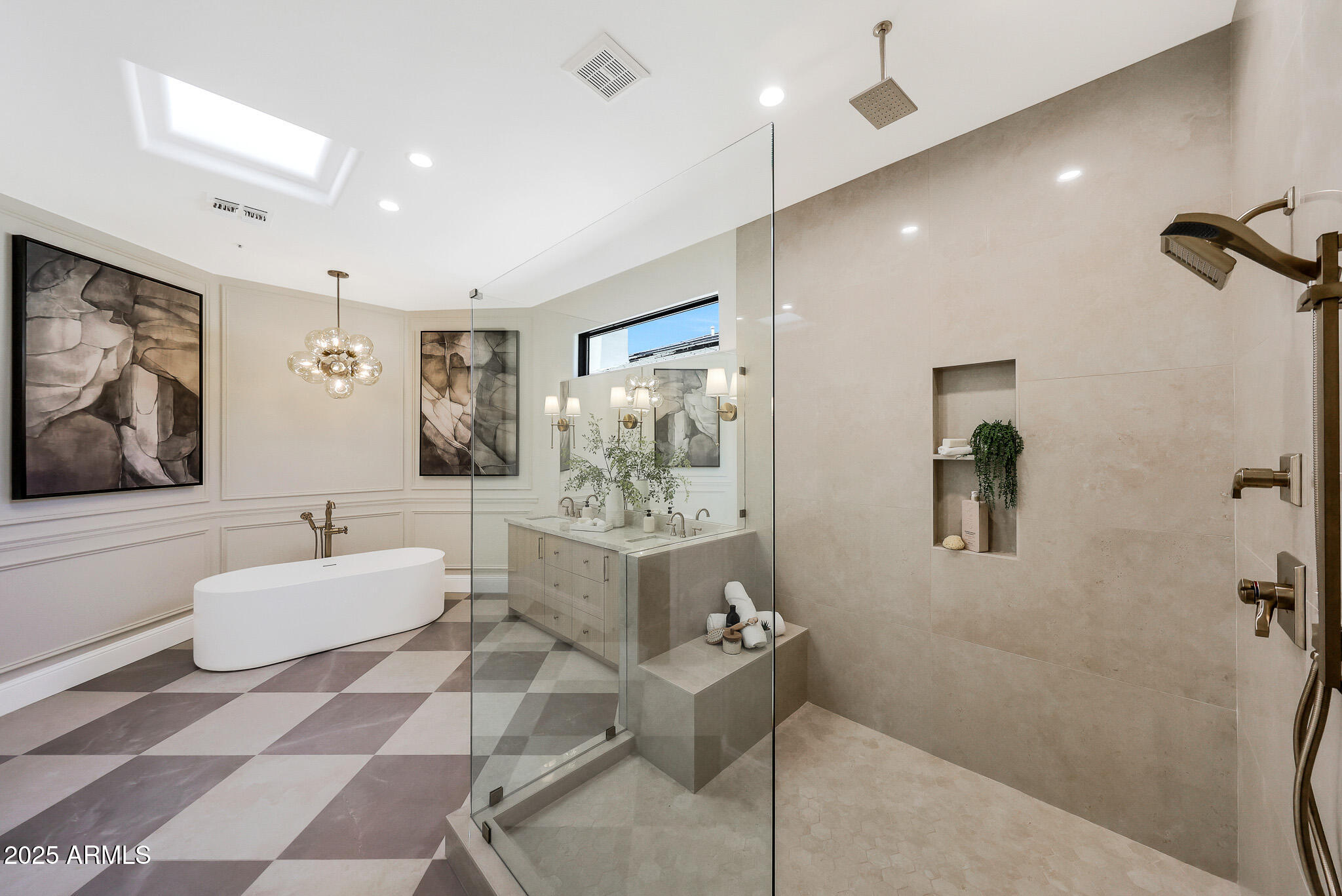 11099 E DESERT VISTA Drive