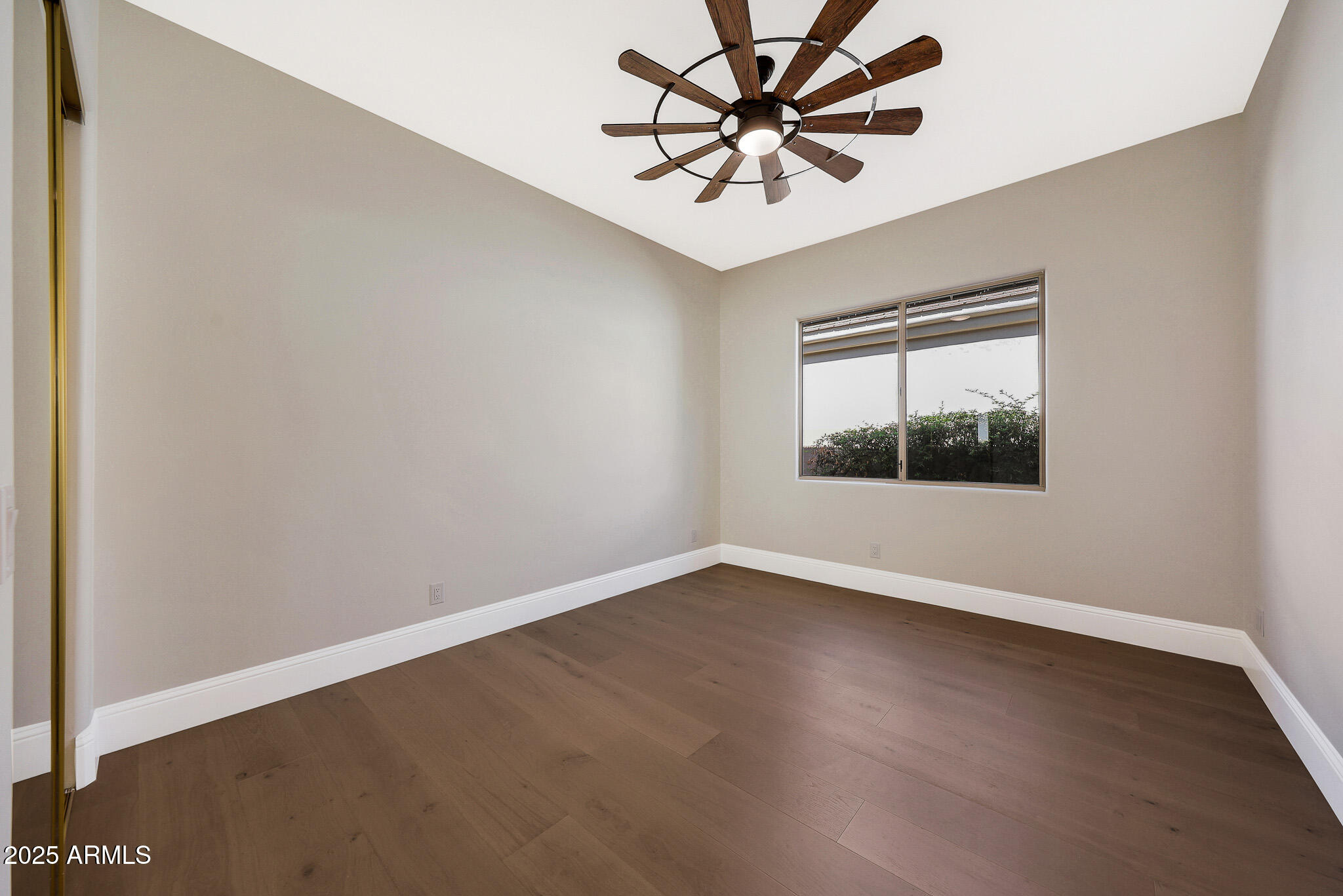 11099 E DESERT VISTA Drive