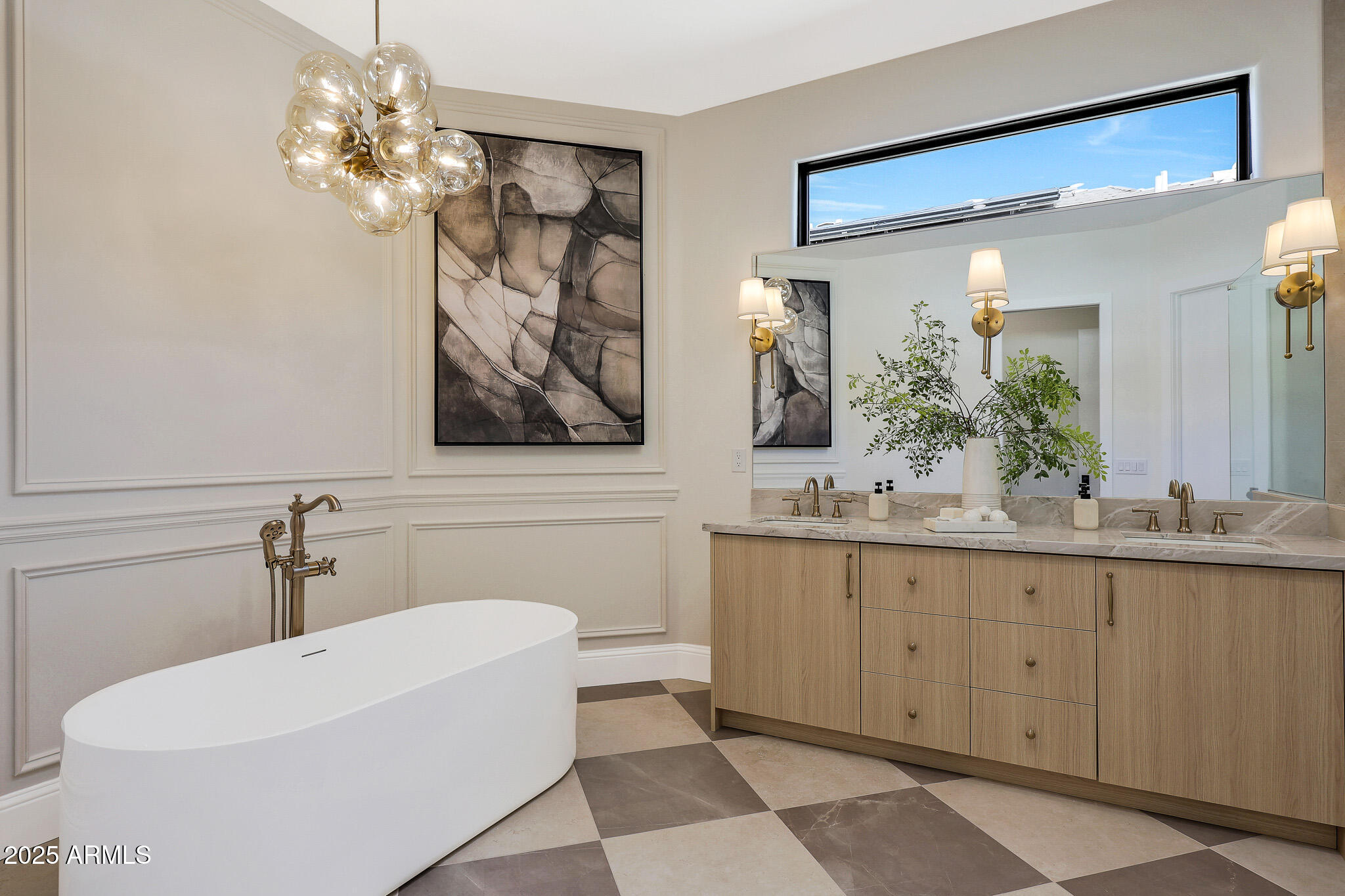 11099 E DESERT VISTA Drive