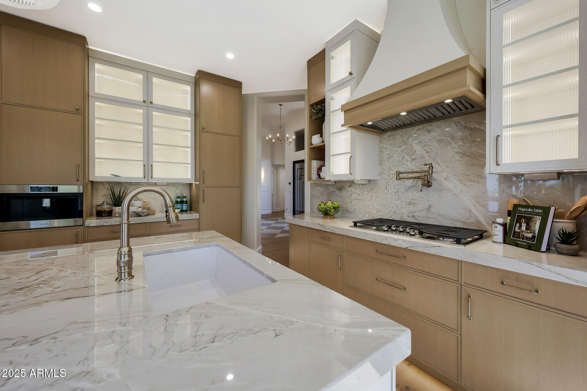11099 E DESERT VISTA Drive