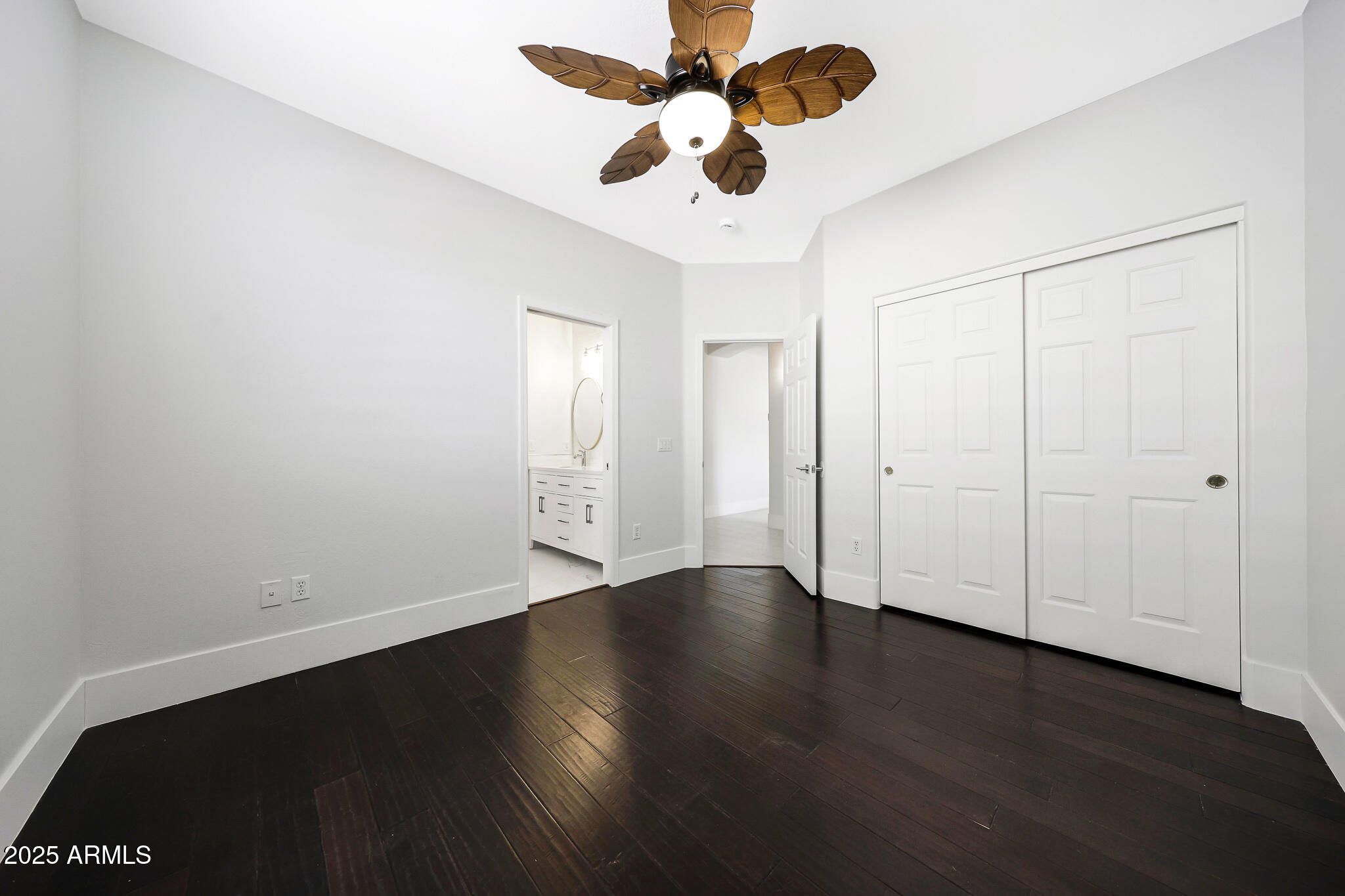 7736 E VIA DEL SOL Drive