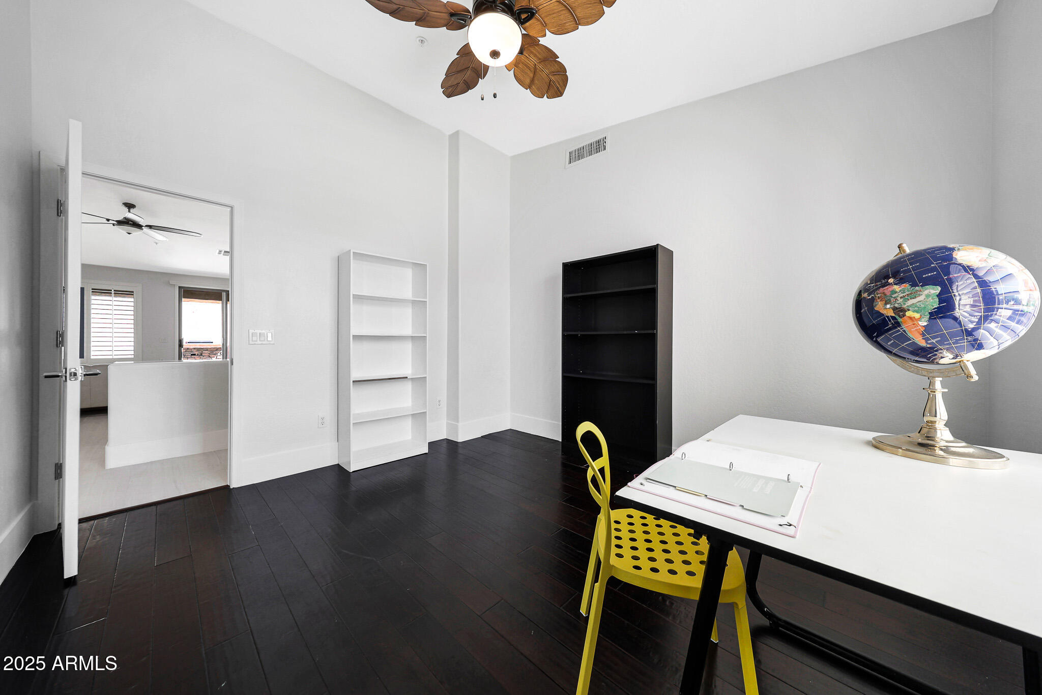 7736 E VIA DEL SOL Drive