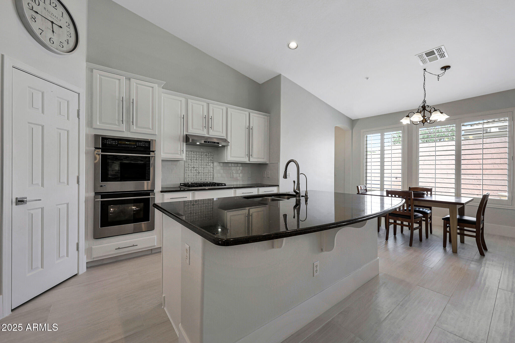 7736 E VIA DEL SOL Drive