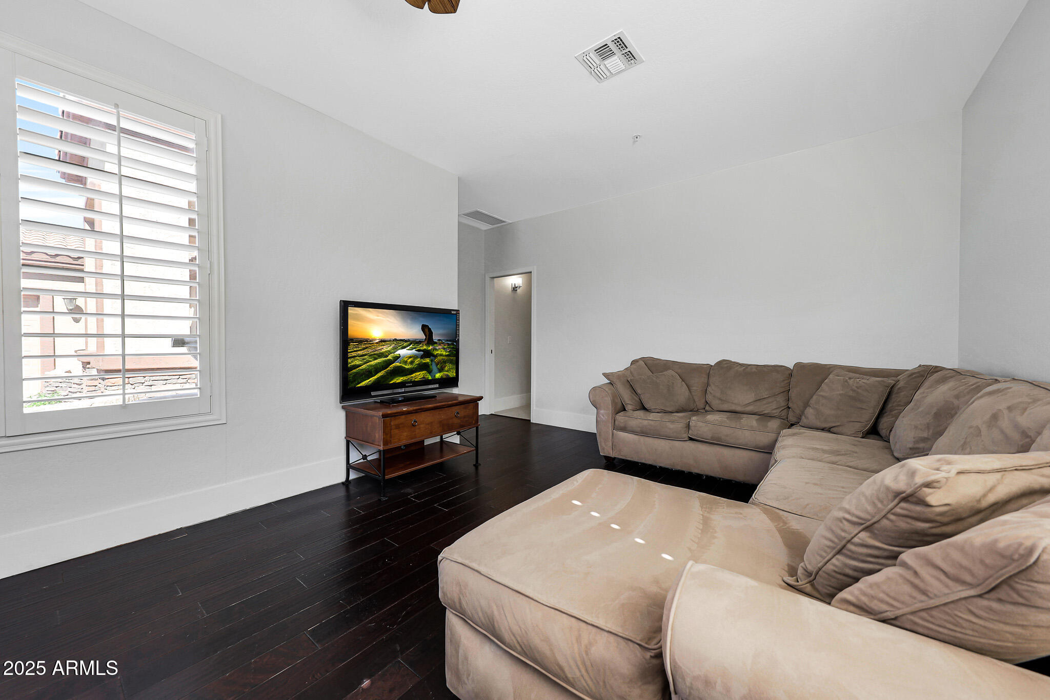 7736 E VIA DEL SOL Drive