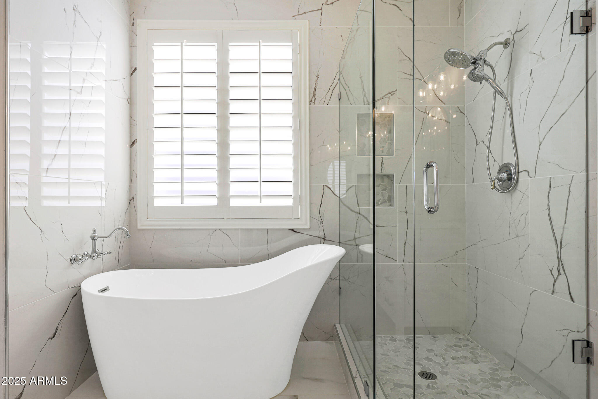 7736 E VIA DEL SOL Drive