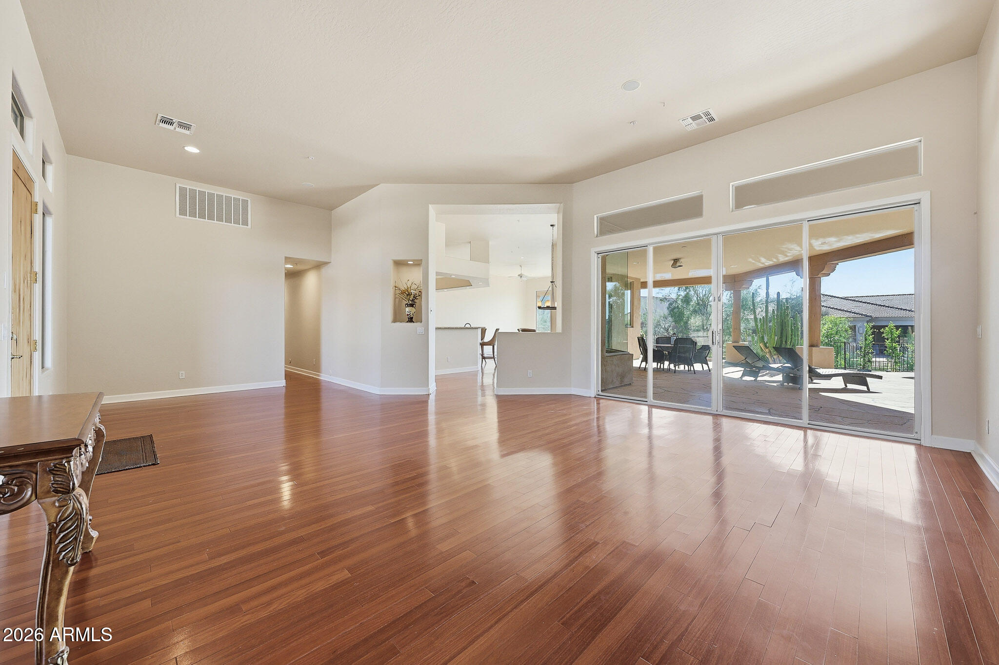 10901 E SOUTHWIND Lane