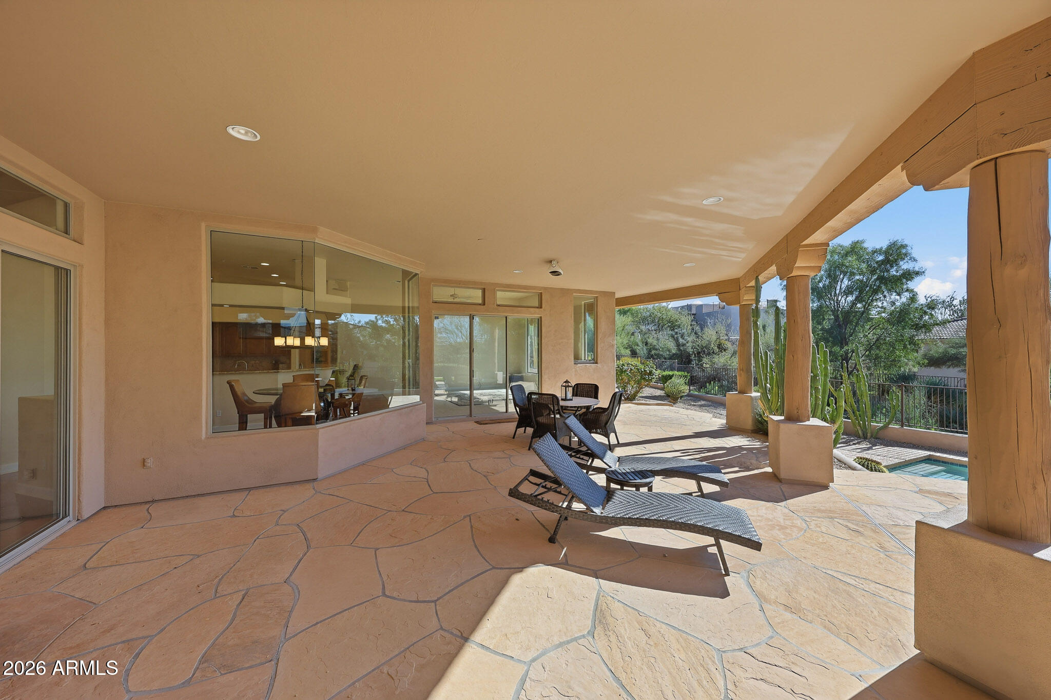 10901 E SOUTHWIND Lane