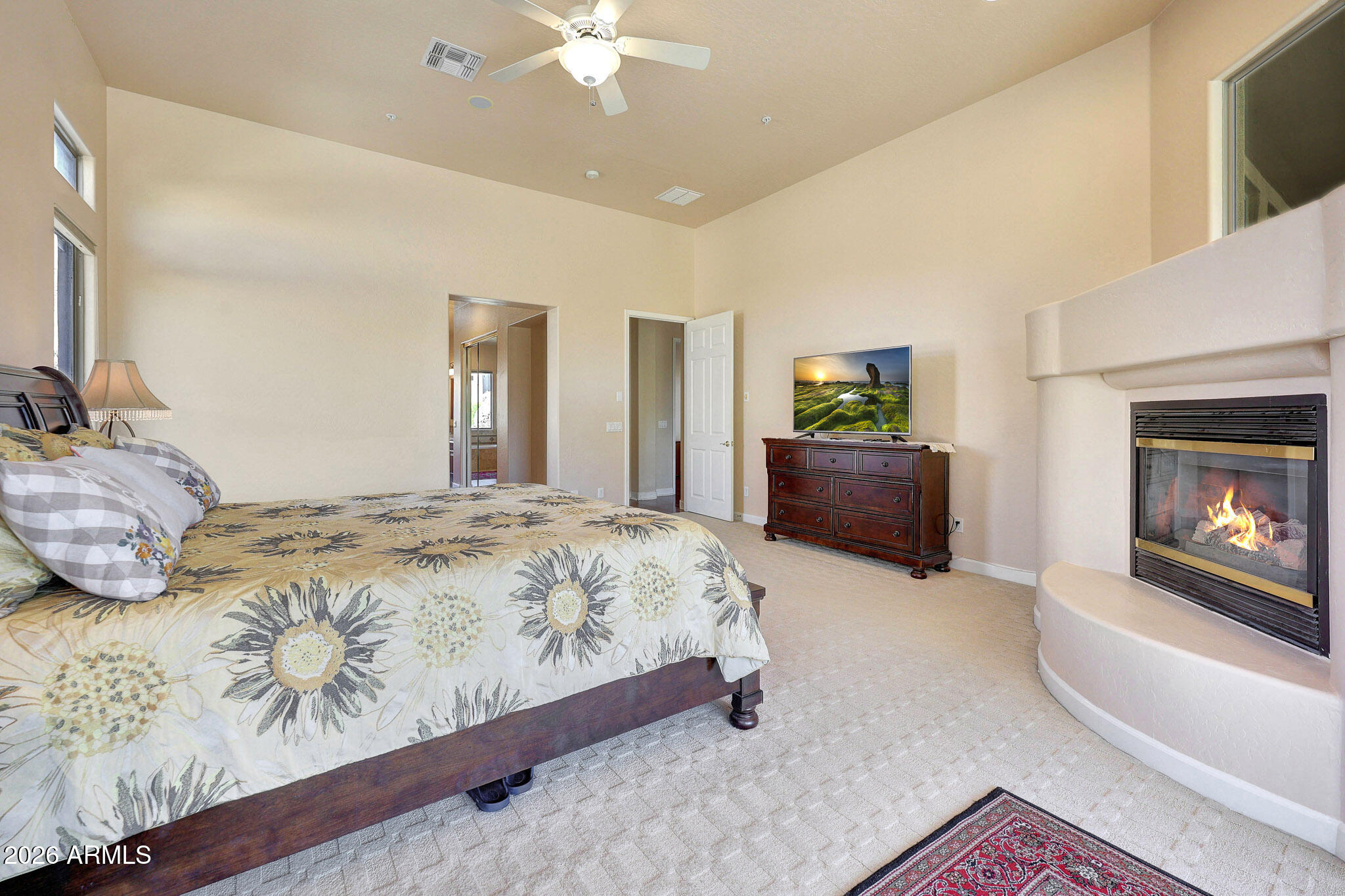 10901 E SOUTHWIND Lane