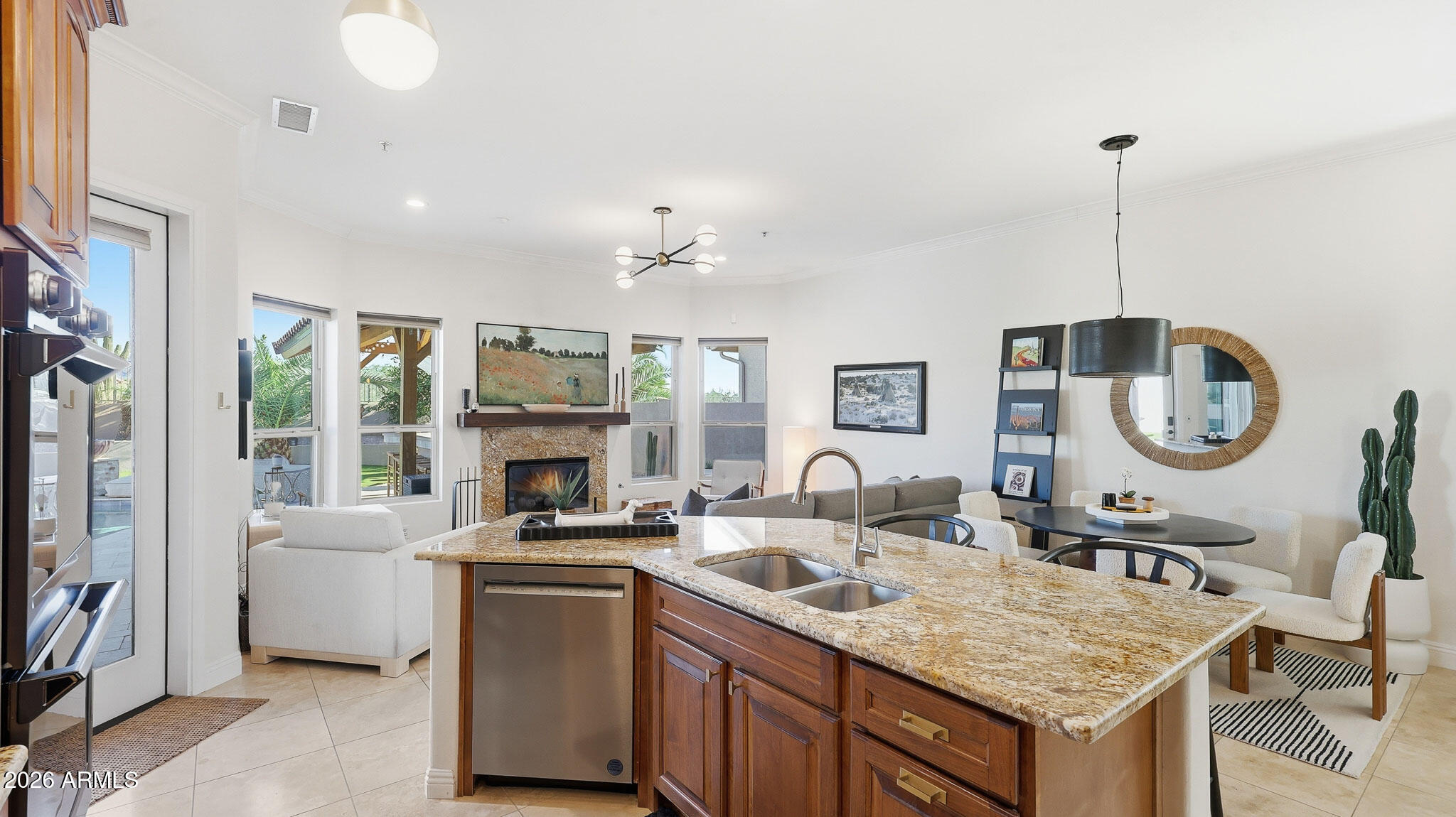 7475 E MARIPOSA GRANDE Drive