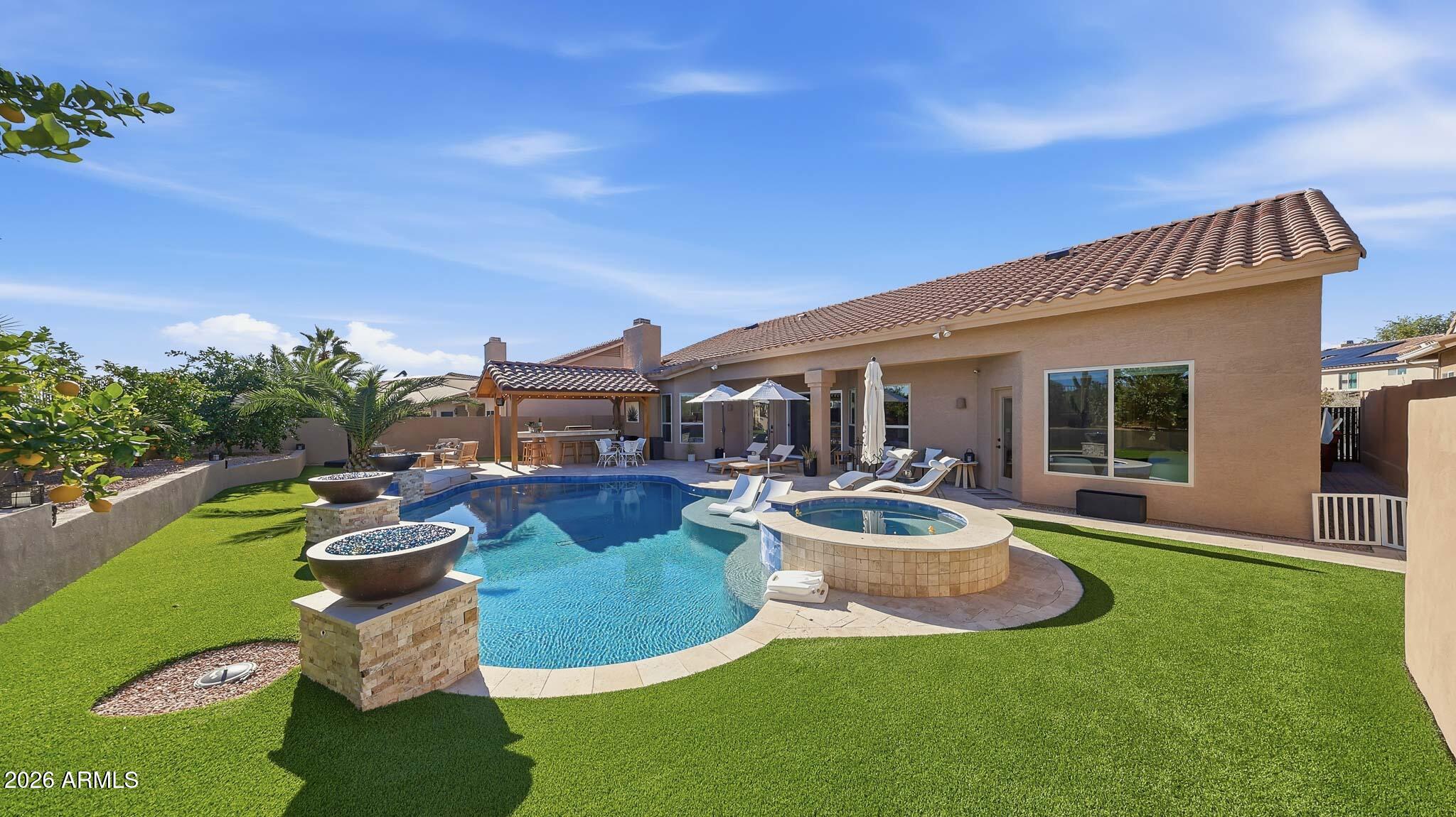 7475 E MARIPOSA GRANDE Drive