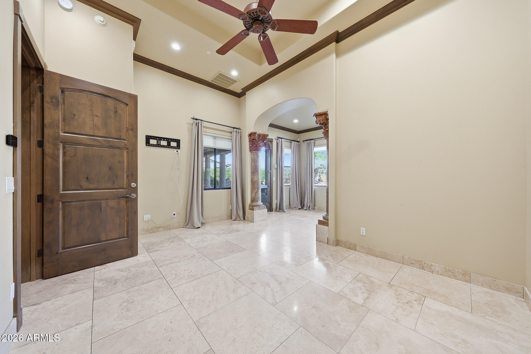 10801 E HAPPY VALLEY Road 81