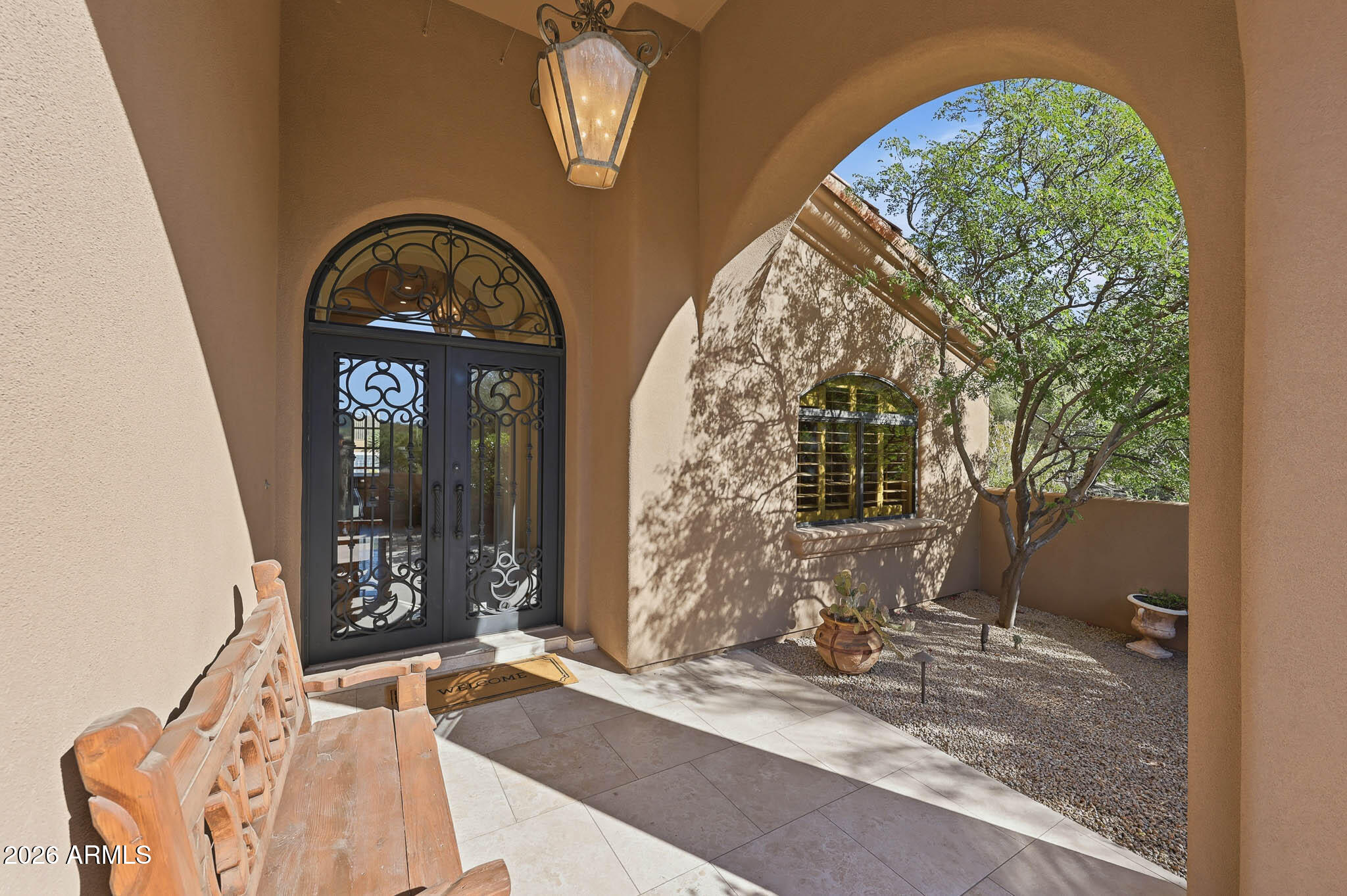 10801 E HAPPY VALLEY Road 81