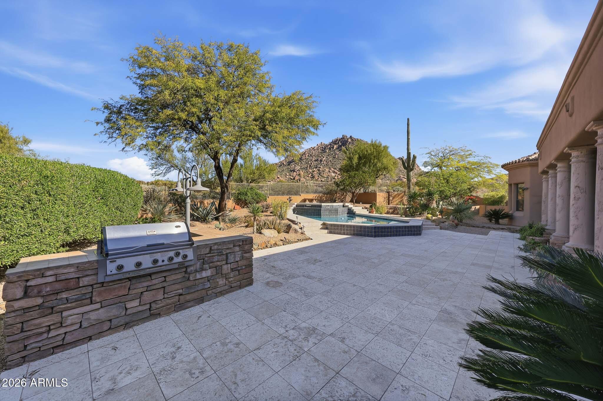 10801 E HAPPY VALLEY Road 81