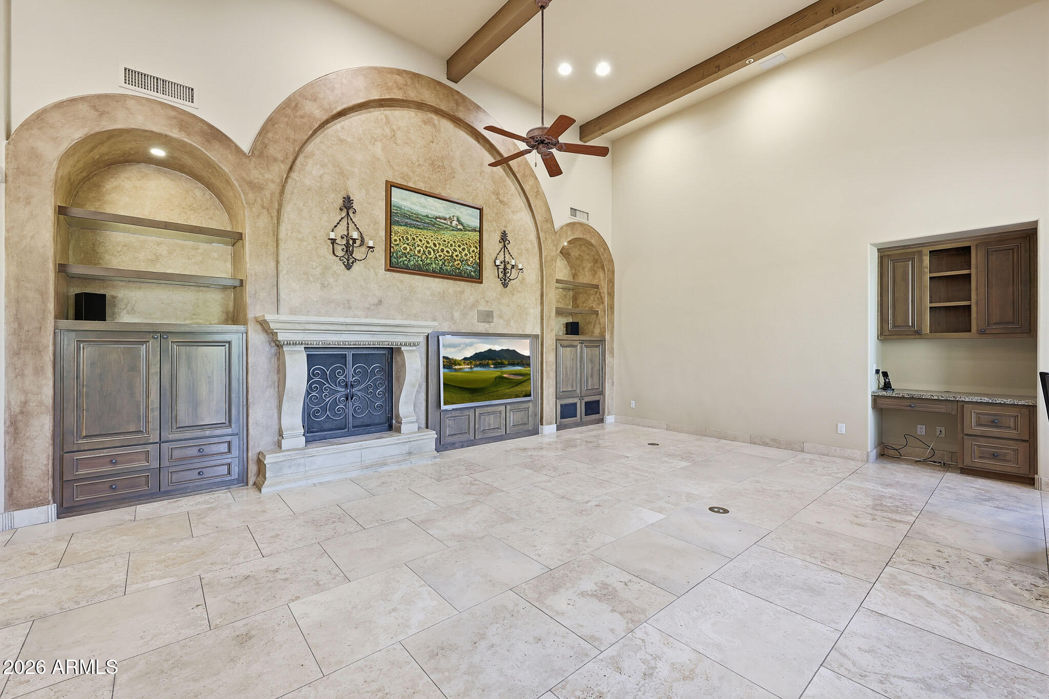 10801 E HAPPY VALLEY Road 81