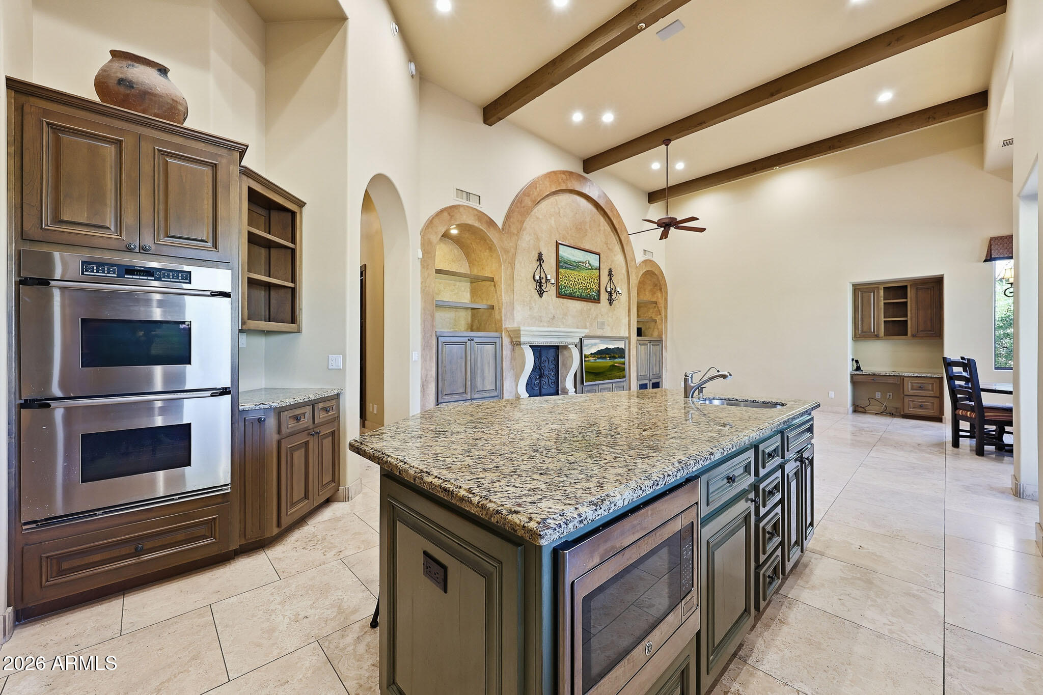 10801 E HAPPY VALLEY Road 81