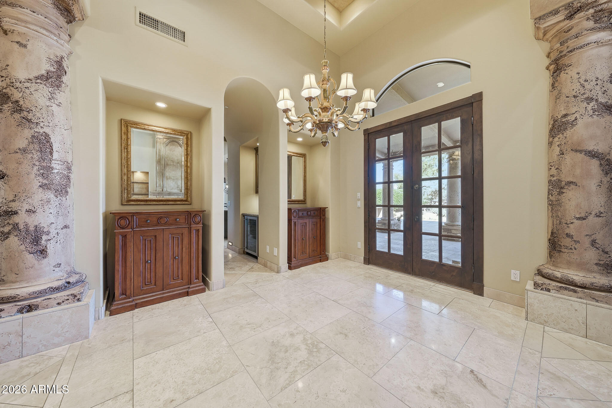 10801 E HAPPY VALLEY Road 81