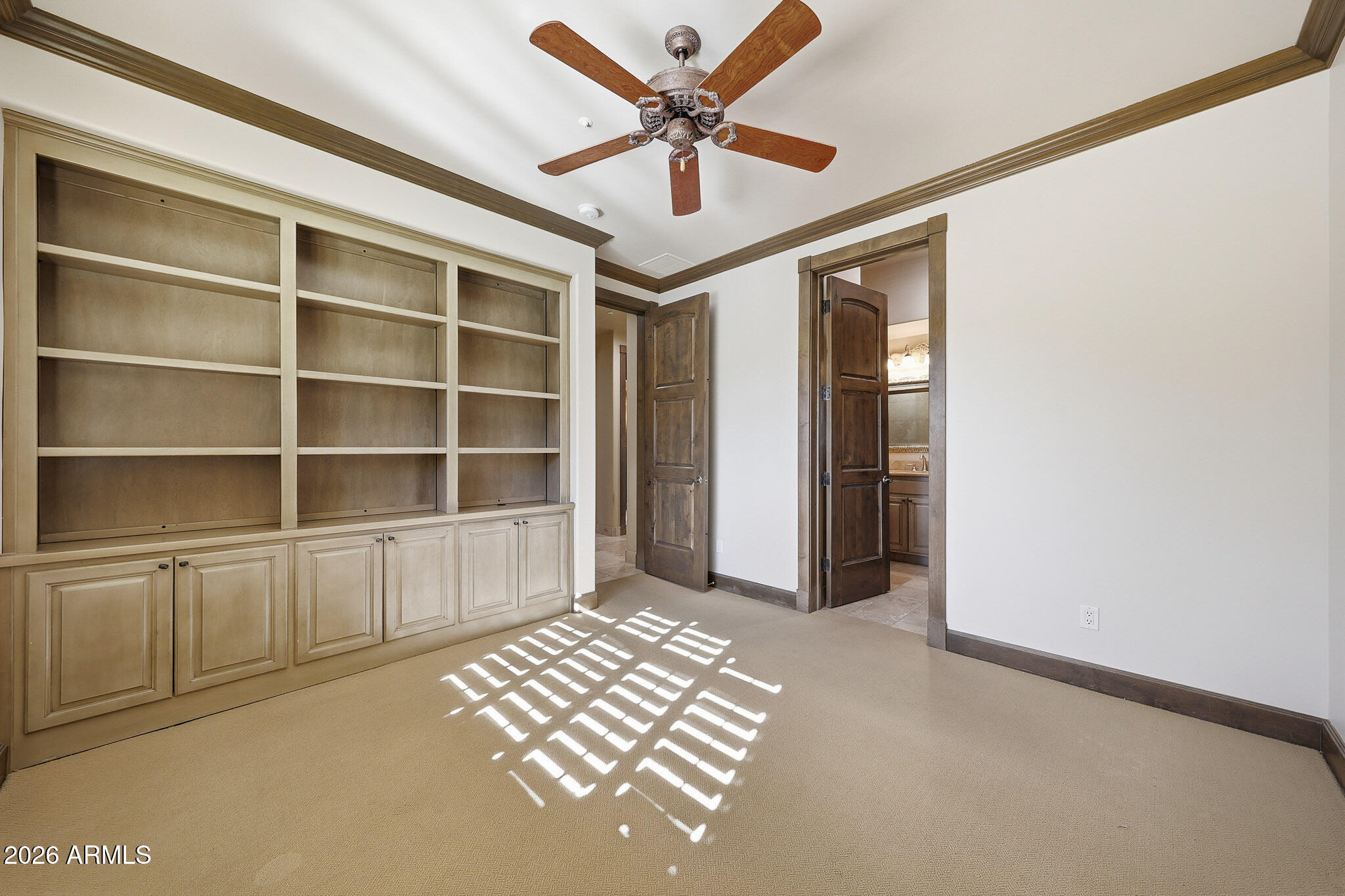 10801 E HAPPY VALLEY Road 81