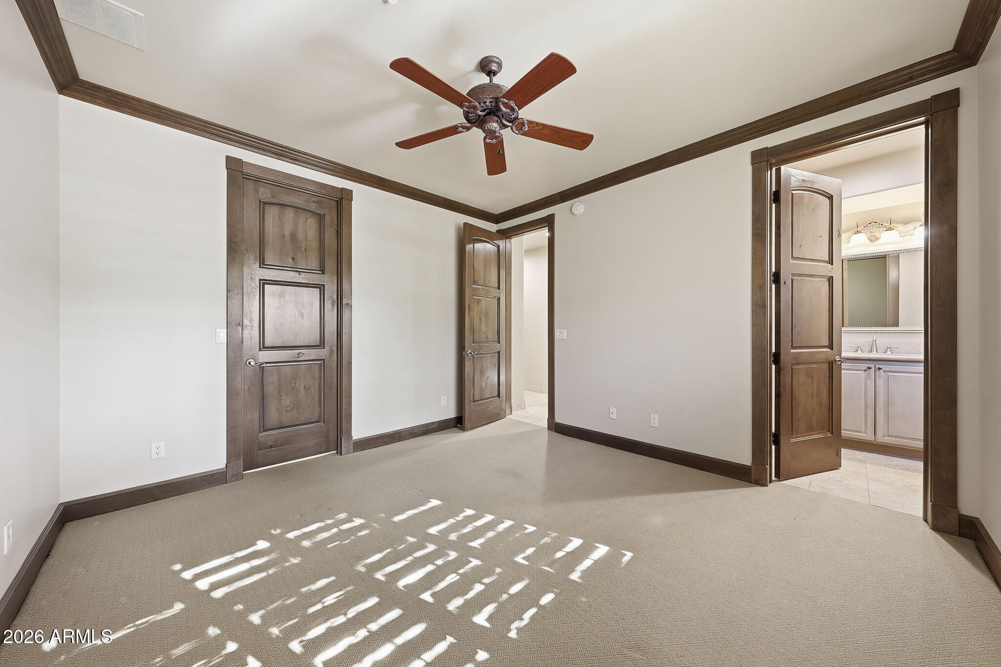 10801 E HAPPY VALLEY Road 81