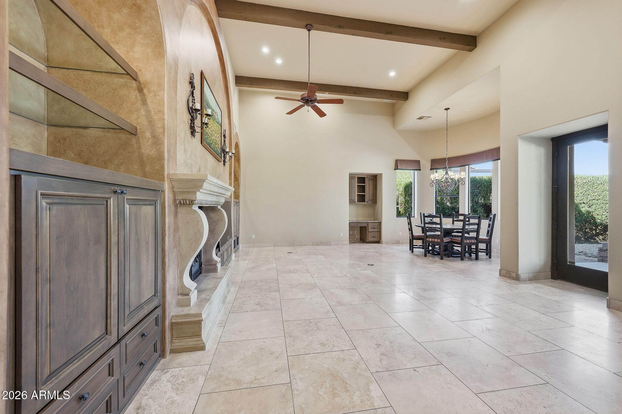 10801 E HAPPY VALLEY Road 81