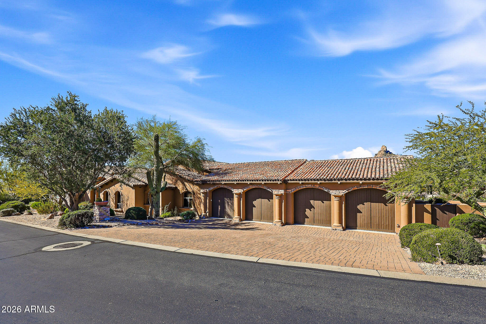 10580 E YEARLING Drive