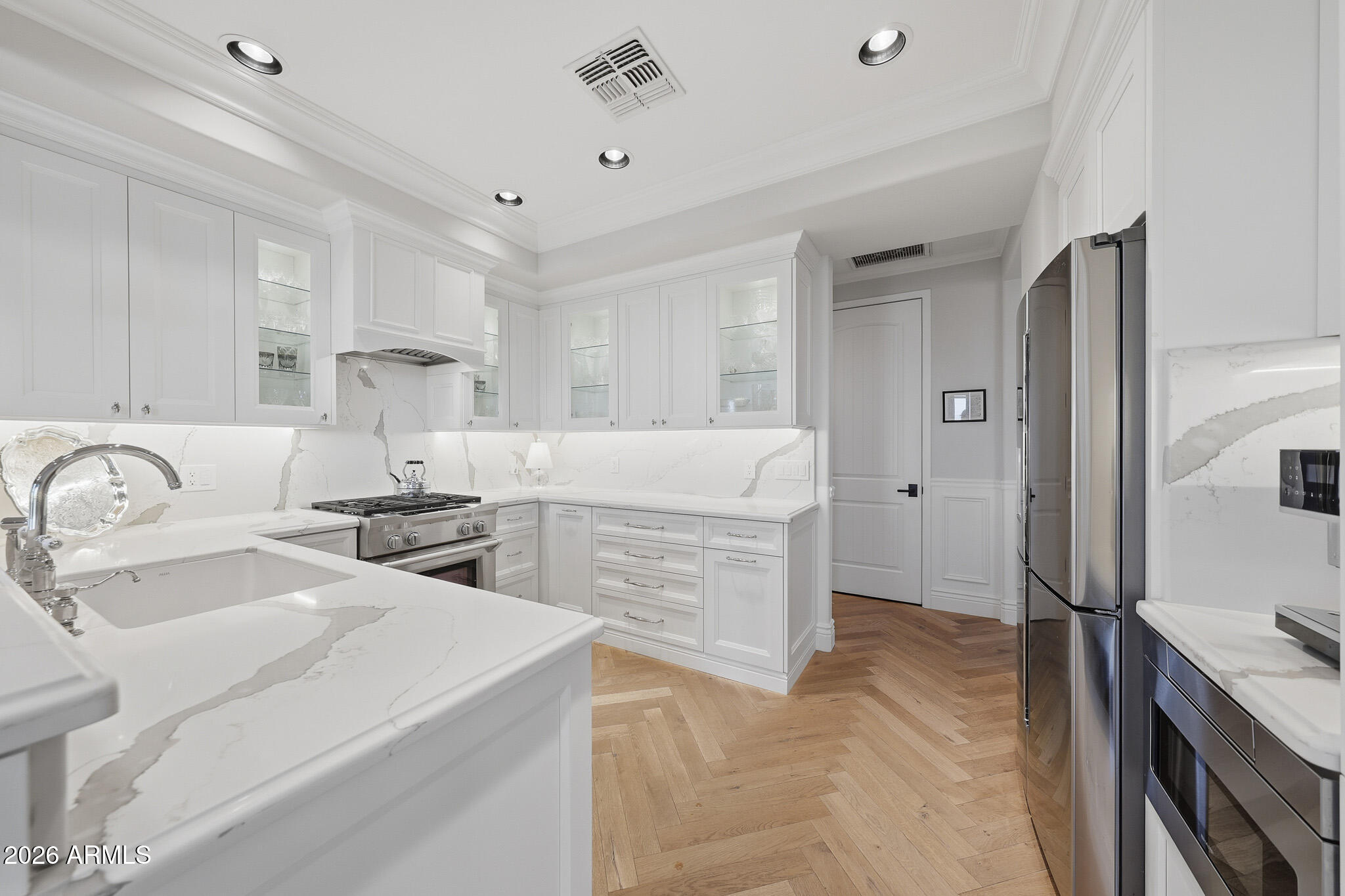 10260 E WHITE FEATHER Lane 2016