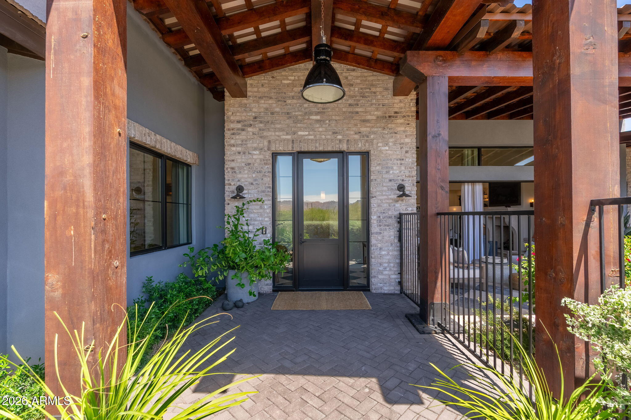 11306 E MONUMENT Drive