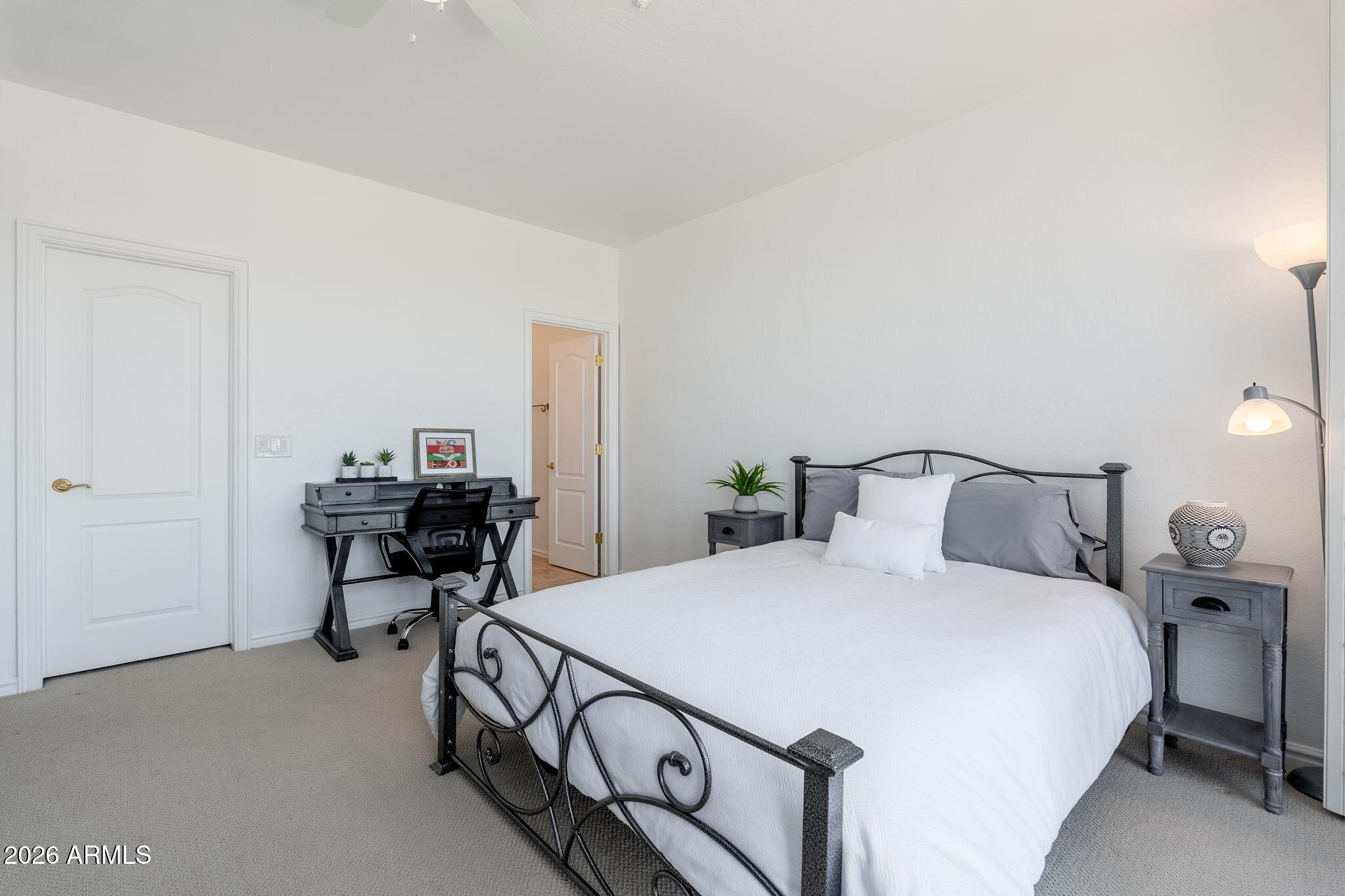 25555 N WINDY WALK Drive 11