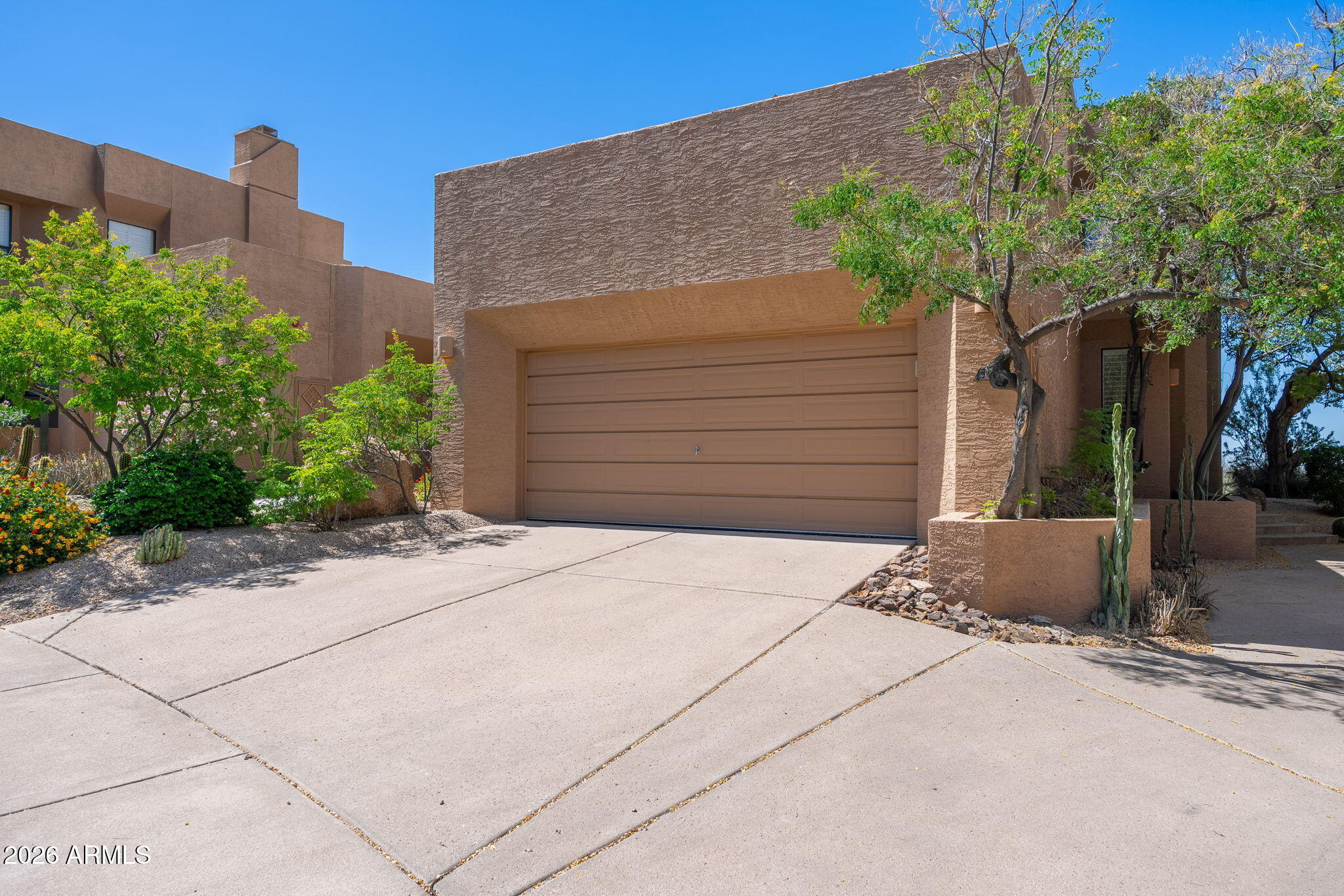 25555 N WINDY WALK Drive 11